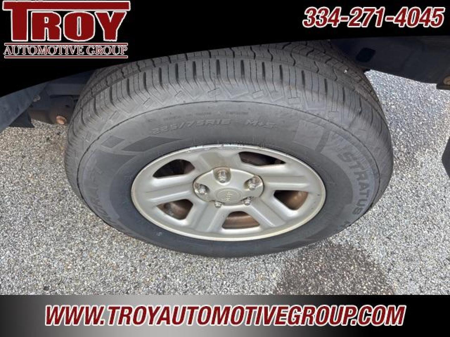 2010 Natural Green Pearlcoat /Gray Jeep Wrangler Sport (1J4AA2D16AL) with an 3.8L V6 SMPI engine, Manual transmission, located at 6812 Atlanta Hwy, Montgomery, AL, 36117, (334) 271-4045, 32.382118, -86.178673 - 1-Owner!!<br>Hard Top!!<br>6-Speed Manual!! - Photo#6