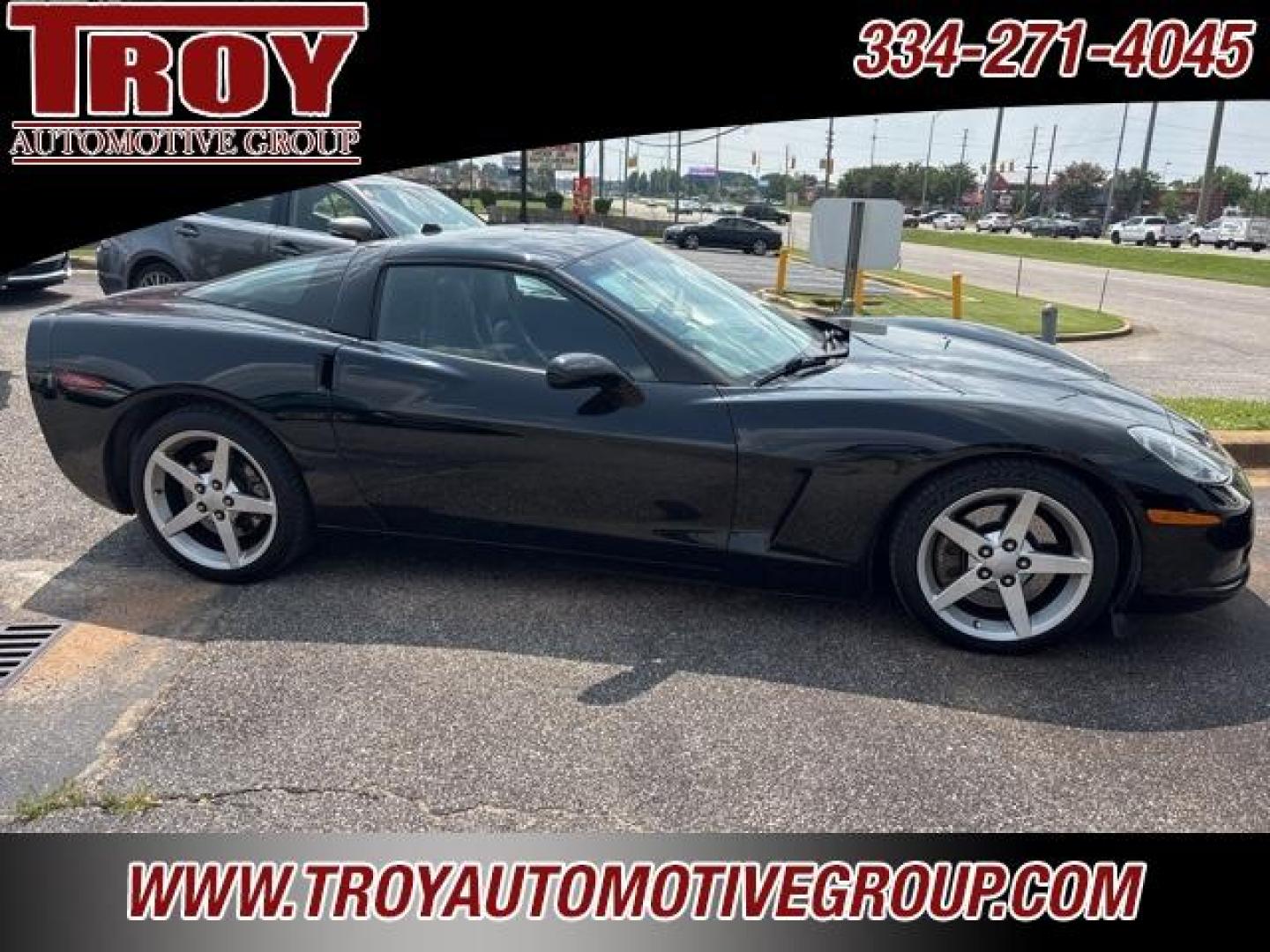 2005 Smokin Asphalt /Ebony Chevrolet Corvette Base (1G1YY24U155) with an 6.0L V8 SFI LS2 engine, Manual transmission, located at 6812 Atlanta Hwy, Montgomery, AL, 36117, (334) 271-4045, 32.382118, -86.178673 - Heads Up Display!!<br>2-Master Remote Keys!!<br>Heated Seats!! - Photo#0