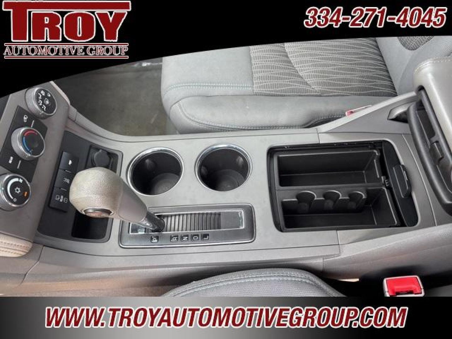 2016 Silver Ice Metallic /Dark Titanium/Light Titanium Chevrolet Traverse LS (1GNKRFED6GJ) with an 3.6L V6 SIDI engine, Automatic transmission, located at 6812 Atlanta Hwy, Montgomery, AL, 36117, (334) 271-4045, 32.382118, -86.178673 - 3rd Seat!!<br>Tow Package!!<br>Back Up Camera!! - Photo#20