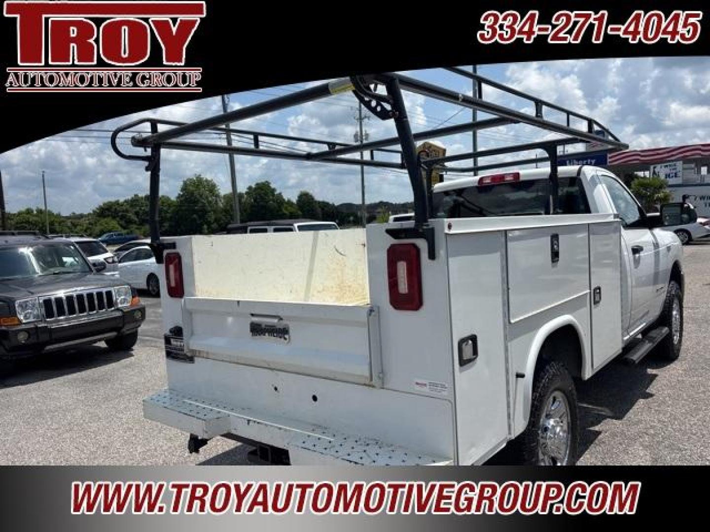 2022 Bright White Clearcoat /Diesel Gray/Black Ram 2500 Tradesman (3C7WR5AJ4NG) with an 6.4L V8 engine, Automatic transmission, located at 6812 Atlanta Hwy, Montgomery, AL, 36117, (334) 271-4045, 32.382118, -86.178673 - Chrome Appearance Group!!<br>Tradesman Level 1 Equipment Group!!<br>U Connect 8.4 Touch Screen!!<br>Anti-Spin Differential Axle!!<br>Trailer Brake Controller!! - Photo#9