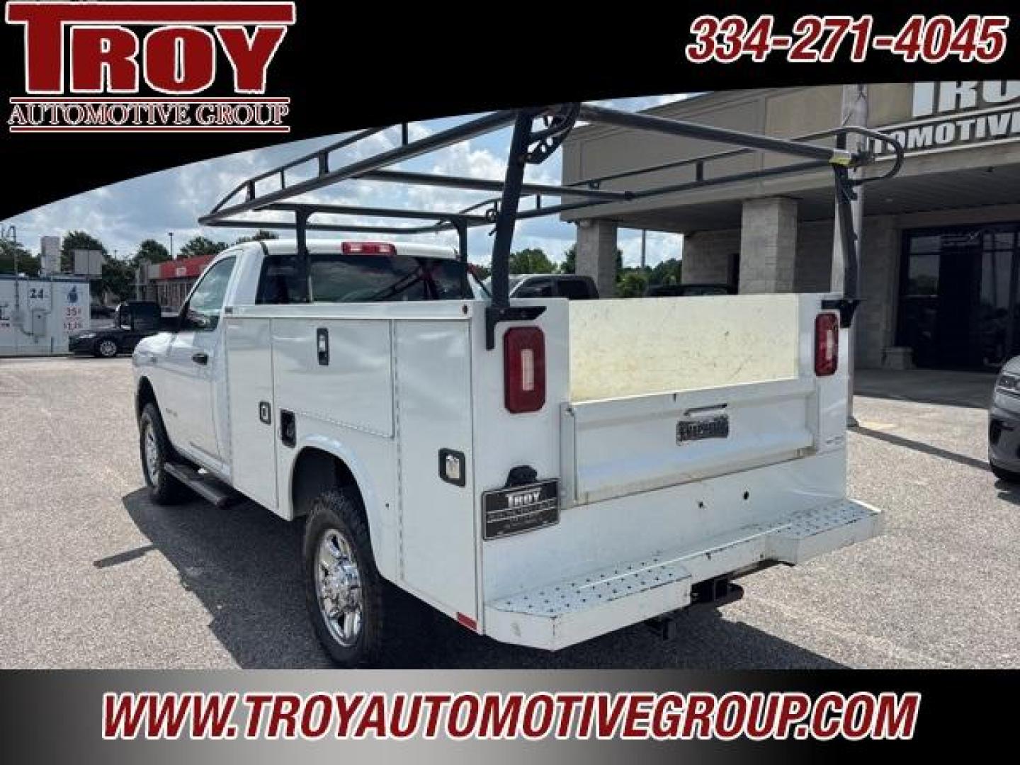 2022 Bright White Clearcoat /Diesel Gray/Black Ram 2500 Tradesman (3C7WR5AJ4NG) with an 6.4L V8 engine, Automatic transmission, located at 6812 Atlanta Hwy, Montgomery, AL, 36117, (334) 271-4045, 32.382118, -86.178673 - Chrome Appearance Group!!<br>Tradesman Level 1 Equipment Group!!<br>U Connect 8.4 Touch Screen!!<br>Anti-Spin Differential Axle!!<br>Trailer Brake Controller!! - Photo#11