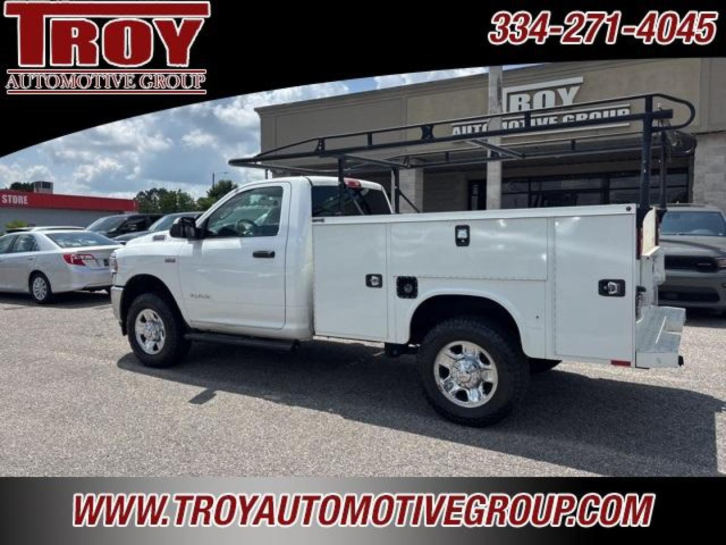2022 Bright White Clearcoat /Diesel Gray/Black Ram 2500 Tradesman (3C7WR5AJ4NG) with an 6.4L V8 engine, Automatic transmission, located at 6812 Atlanta Hwy, Montgomery, AL, 36117, (334) 271-4045, 32.382118, -86.178673 - Chrome Appearance Group!!<br>Tradesman Level 1 Equipment Group!!<br>U Connect 8.4 Touch Screen!!<br>Anti-Spin Differential Axle!!<br>Trailer Brake Controller!! - Photo#12