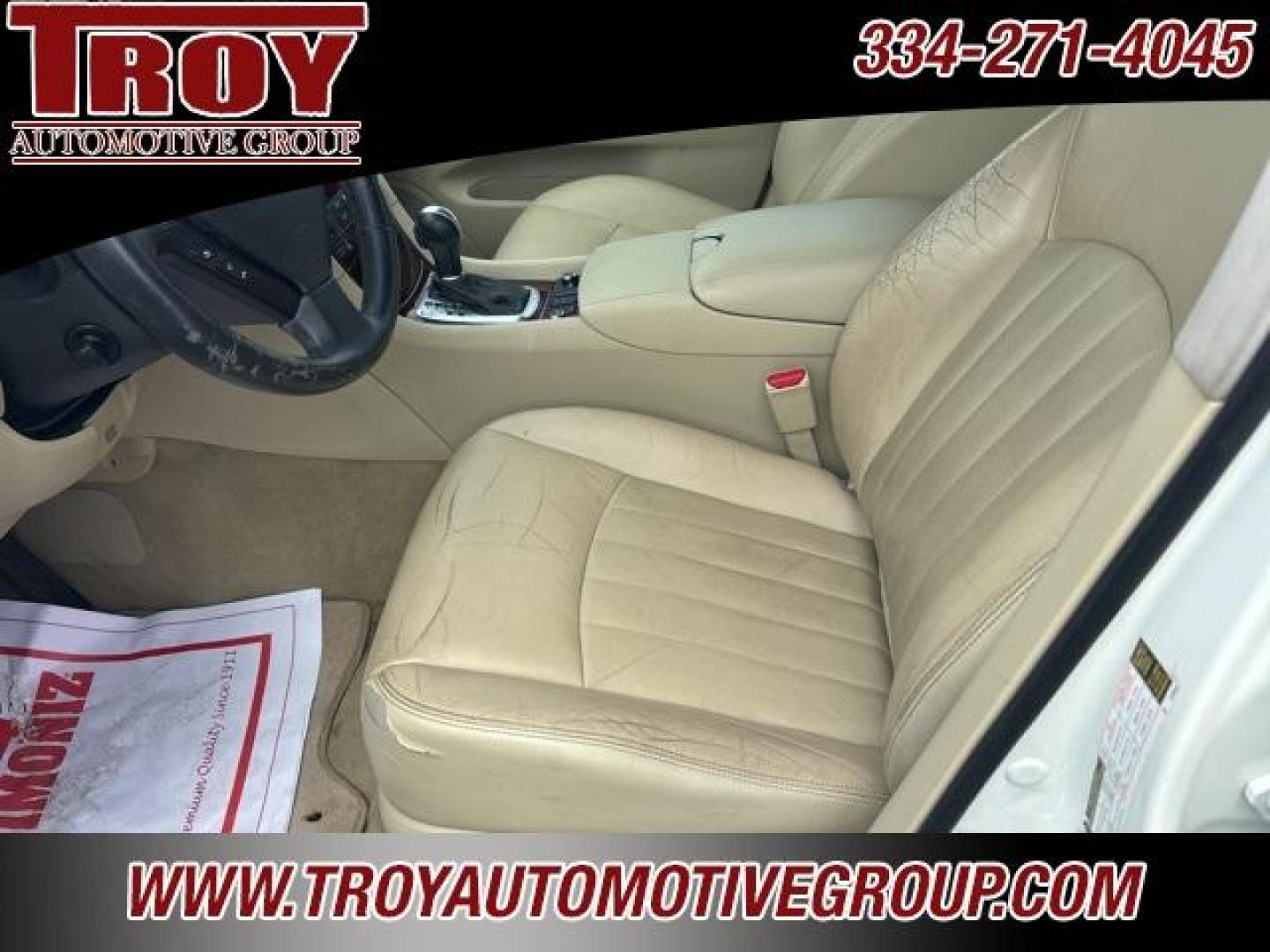 2016 Majestic White /Wheat INFINITI QX50 Base (JN1BJ0RP2GM) with an 3.7L V6 DOHC 24V engine, Automatic transmission, located at 6812 Atlanta Hwy, Montgomery, AL, 36117, (334) 271-4045, 32.382118, -86.178673 - 1-Owner!!<br>2-Master Keys!! - Photo#32