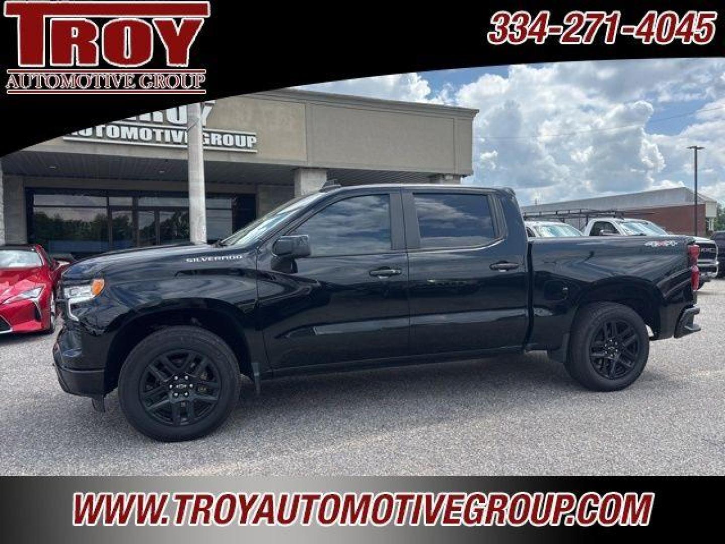 2022 Black /Black Chevrolet Silverado 1500 RST (2GCUDEED2N1) with an EcoTec3 5.3L V8 engine, Automatic transmission, located at 6812 Atlanta Hwy, Montgomery, AL, 36117, (334) 271-4045, 32.382118, -86.178673 - Black 2022 Chevrolet Silverado 1500 RST 4WD EcoTec3 5.3L V8 10-Speed Automatic<br><br>Financing Available---Top Value for Trades.<br><br>Odometer is 17769 miles below market average! - Photo#2