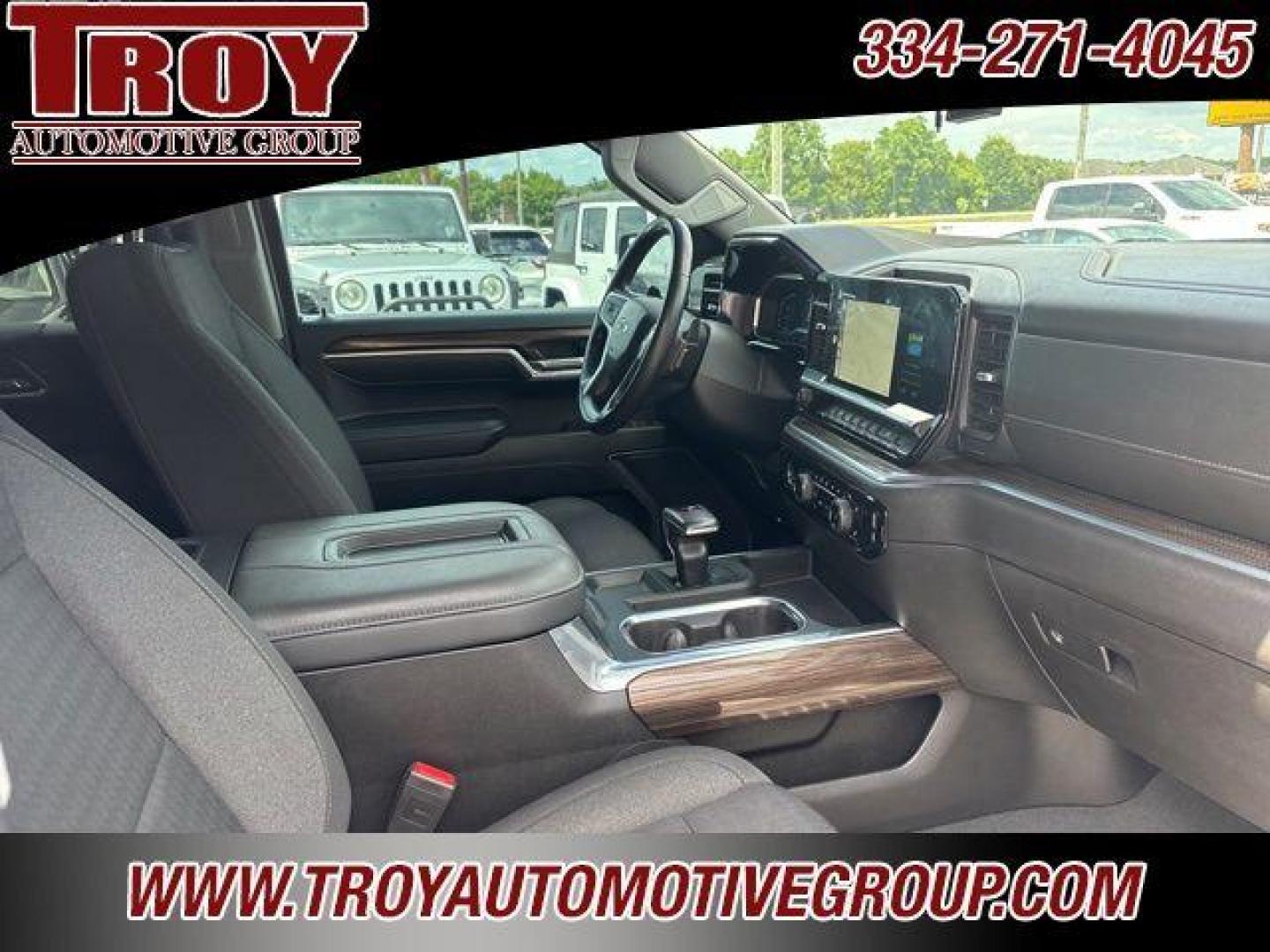 2022 Black /Black Chevrolet Silverado 1500 RST (2GCUDEED2N1) with an EcoTec3 5.3L V8 engine, Automatic transmission, located at 6812 Atlanta Hwy, Montgomery, AL, 36117, (334) 271-4045, 32.382118, -86.178673 - Black 2022 Chevrolet Silverado 1500 RST 4WD EcoTec3 5.3L V8 10-Speed Automatic<br><br>Financing Available---Top Value for Trades.<br><br>Odometer is 17769 miles below market average! - Photo#34