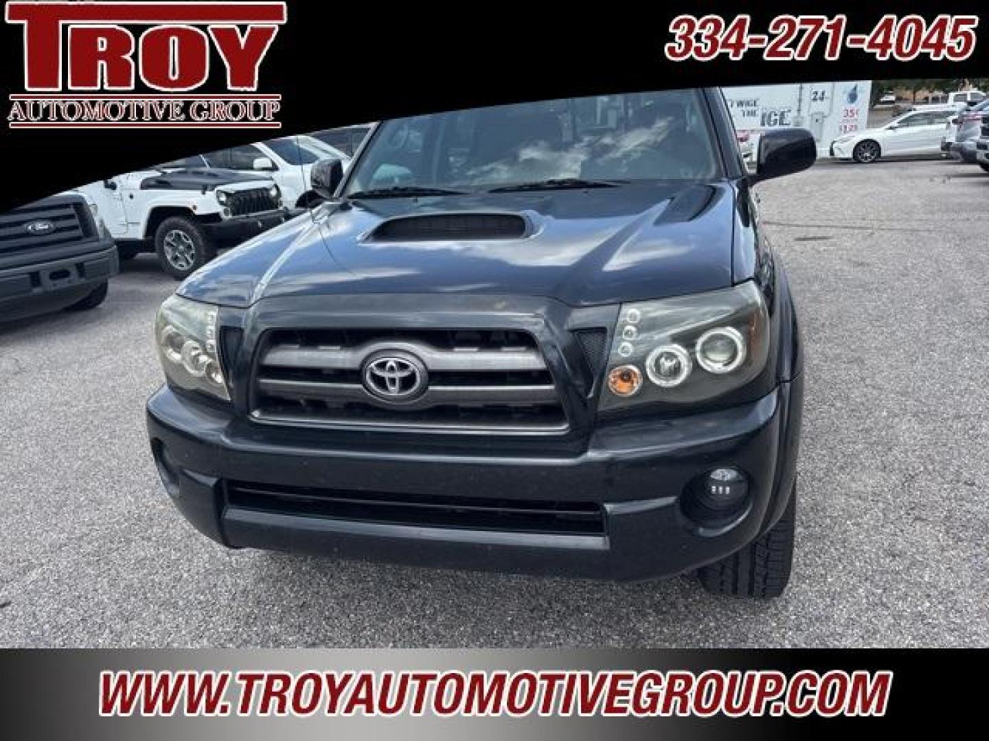 2009 Black Sand Pearl /Graphite Toyota Tacoma PreRunner (3TMKU72NX9M) with an 4.0L V6 SMPI DOHC engine, Automatic transmission, located at 6812 Atlanta Hwy, Montgomery, AL, 36117, (334) 271-4045, 32.382118, -86.178673 - 1-Owner!!<br>TRD Sport Package!!<br>Tow Package!!<br>All Power Options!!<br>New BF Goodrich Tires!!<br>Remote Entry w/2-Master Keys <br>Back Up Camera!!<br>Paint faded on roof. - Photo#8