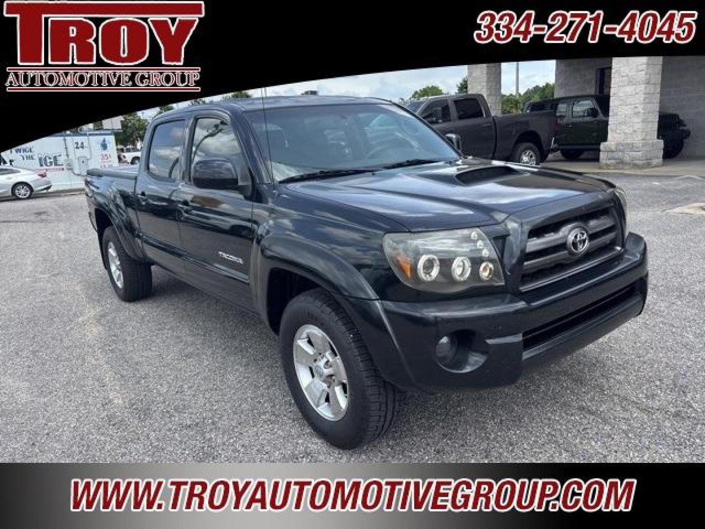 2009 Black Sand Pearl /Graphite Toyota Tacoma PreRunner (3TMKU72NX9M) with an 4.0L V6 SMPI DOHC engine, Automatic transmission, located at 6812 Atlanta Hwy, Montgomery, AL, 36117, (334) 271-4045, 32.382118, -86.178673 - 1-Owner!!<br>TRD Sport Package!!<br>Tow Package!!<br>All Power Options!!<br>New BF Goodrich Tires!!<br>Remote Entry w/2-Master Keys <br>Back Up Camera!!<br>Paint faded on roof. - Photo#10