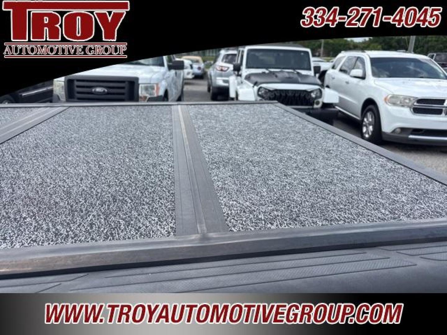 2009 Black Sand Pearl /Graphite Toyota Tacoma PreRunner (3TMKU72NX9M) with an 4.0L V6 SMPI DOHC engine, Automatic transmission, located at 6812 Atlanta Hwy, Montgomery, AL, 36117, (334) 271-4045, 32.382118, -86.178673 - 1-Owner!!<br>TRD Sport Package!!<br>Tow Package!!<br>All Power Options!!<br>New BF Goodrich Tires!!<br>Remote Entry w/2-Master Keys <br>Back Up Camera!!<br>Paint faded on roof. - Photo#22