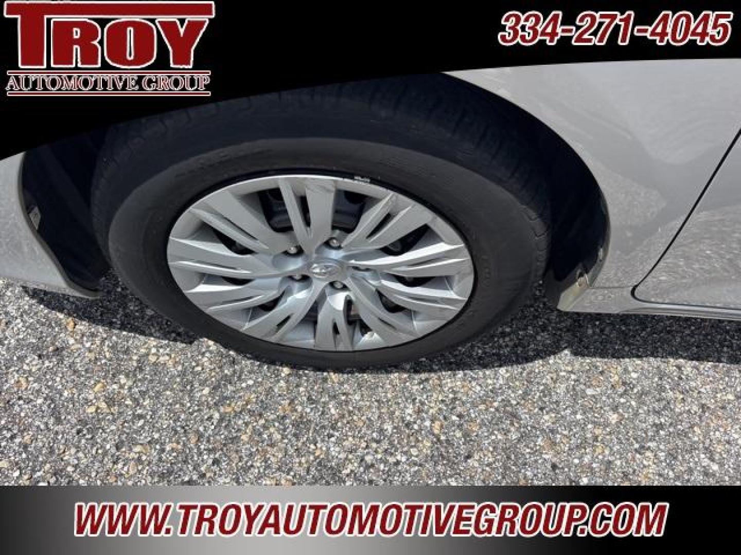 2012 Classic Silver Metallic /Ash Toyota Camry (4T1BF1FK9CU) with an 2.5L I4 SMPI DOHC engine, Automatic transmission, located at 6812 Atlanta Hwy, Montgomery, AL, 36117, (334) 271-4045, 32.382118, -86.178673 - Silver 2012 Toyota Camry FWD 2.5L I4 SMPI DOHC 6-Speed Automatic<br><br>Financing Available---Top Value for Trades.<br><br>Odometer is 23074 miles below market average! 25/35 City/Highway MPG<br><br><br>Awards:<br> * 2012 KBB.com 10 Most Comfortable Cars Under $30,000 * 2012 KBB.com 10 Best Sedan - Photo#14