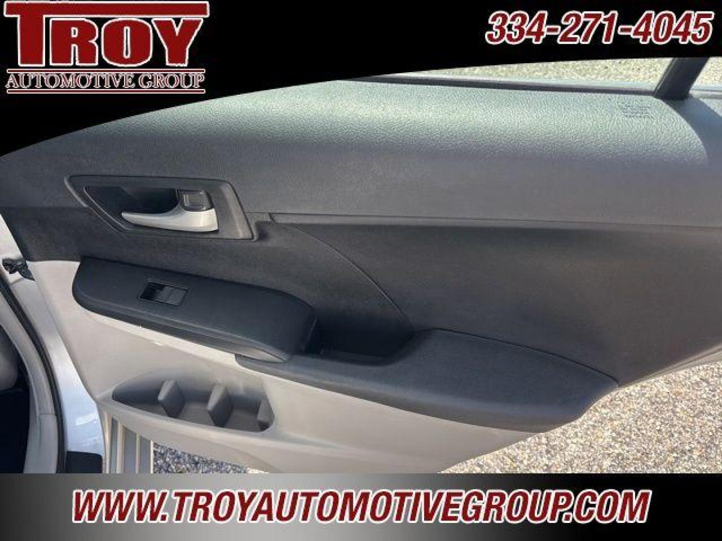 2012 Classic Silver Metallic /Ash Toyota Camry LE (4T1BF1FK9CU) with an 2.5L I4 SMPI DOHC engine, Automatic transmission, located at 6812 Atlanta Hwy, Montgomery, AL, 36117, (334) 271-4045, 32.382118, -86.178673 - Photo#19