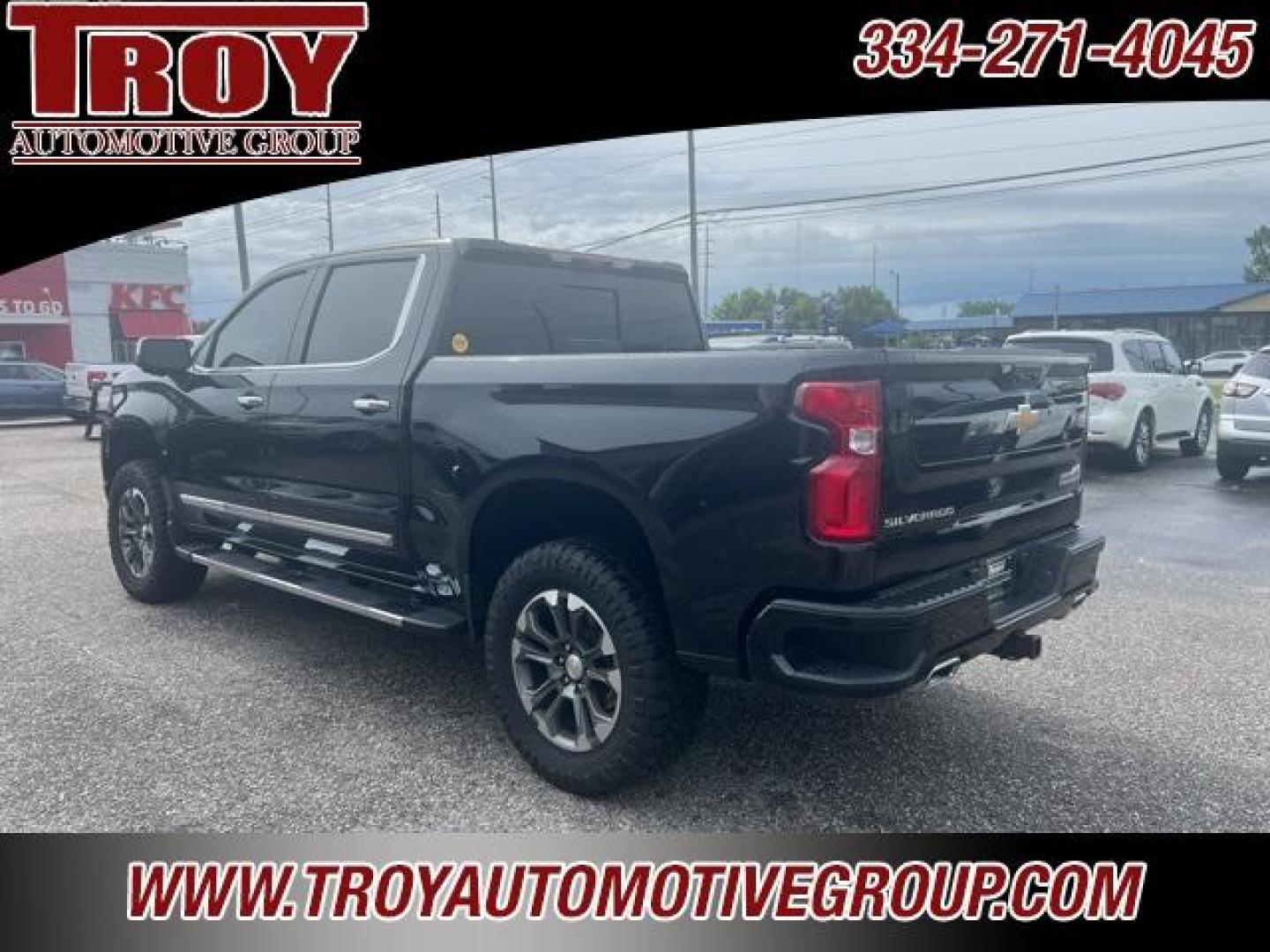 2024 Black /Jet Black/Umber Chevrolet Silverado 1500 High Country (1GCUDJE86RZ) with an 3.0L I6 engine, Automatic transmission, located at 6812 Atlanta Hwy, Montgomery, AL, 36117, (334) 271-4045, 32.382118, -86.178673 - 2024' Chevrolet Silverado 1500 High Country Z-71 4x4,3.0ltr Duramax Diesel, 23k miles, 3.5'' Rough Country Lift, 35x12.5x20 Nitto Ridge Grappler tires, Sunroof, Ranch Hand brush guard, Technology Pkg (heads up display), Heated and Ventilated front seats, Clean Carfax no apologies! Feel free to call - Photo#5