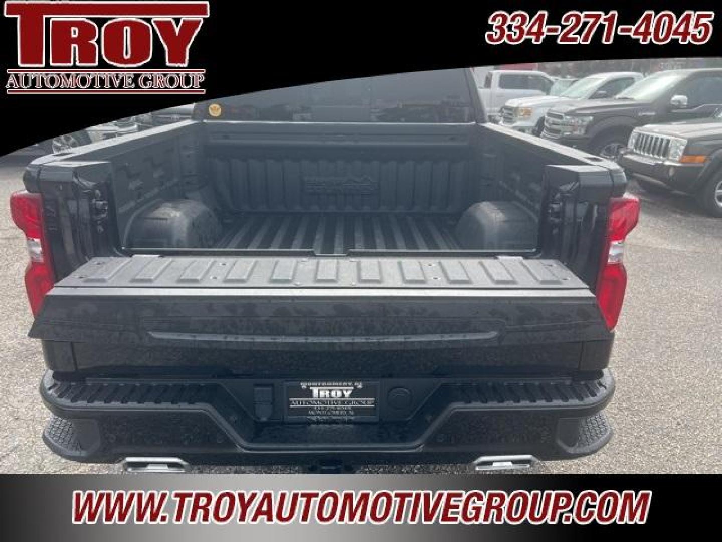 2024 Black /Jet Black/Umber Chevrolet Silverado 1500 High Country (1GCUDJE86RZ) with an 3.0L I6 engine, Automatic transmission, located at 6812 Atlanta Hwy, Montgomery, AL, 36117, (334) 271-4045, 32.382118, -86.178673 - 2024' Chevrolet Silverado 1500 High Country Z-71 4x4,3.0ltr Duramax Diesel, 23k miles, 3.5'' Rough Country Lift, 35x12.5x20 Nitto Ridge Grappler tires, Sunroof, Ranch Hand brush guard, Technology Pkg (heads up display), Heated and Ventilated front seats, Clean Carfax no apologies! Feel free to call - Photo#7