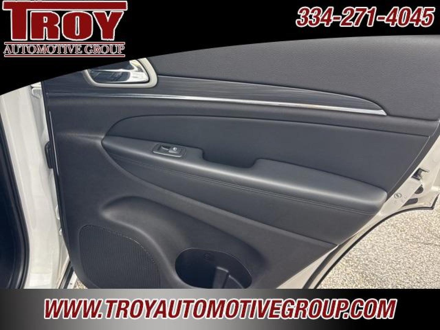 2021 Bright White Clearcoat /Black Jeep Grand Cherokee Limited (1C4RJFBG8MC) with an 3.6L V6 24V VVT engine, Automatic transmission, located at 6812 Atlanta Hwy, Montgomery, AL, 36117, (334) 271-4045, 32.382118, -86.178673 - Recent Arrival!<br>Power Sunroof!!<br><br>Bright White Clearcoat 2021 Jeep Grand Cherokee Limited 4WD 3.6L V6 24V VVT 8-Speed Automatic<br><br>Financing Available---Top Value for Trades. - Photo#10