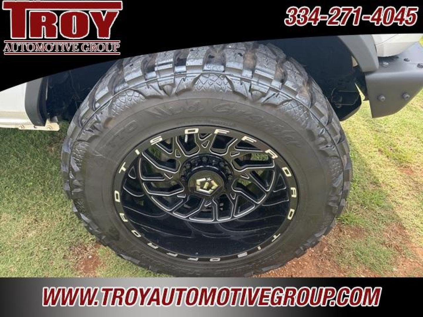 2022 Oxford White /Dark Gray W/Black Onyx Ford Bronco Big Bend (1FMDE5DH1NL) with an 2.3L EcoBoost I-4 engine, Automatic transmission, located at 6812 Atlanta Hwy, Montgomery, AL, 36117, (334) 271-4045, 32.382118, -86.178673 - Recent Arrival!<br>TIS 20 FORGED WHEELS!!<br>1-Owner!!<br>Sasquatch Package!!<br>Lift Kit!<br>Heated Seats!! <br>Remote Start w/2-Master Keys!!<br>LED Signature Lighting!!<br><br>Oxford White 2022 Ford Bronco Big Bend 4WD 2.3L EcoBoost I-4 10-Speed Automatic<br><br>Financing Available---Top Value fo - Photo#4