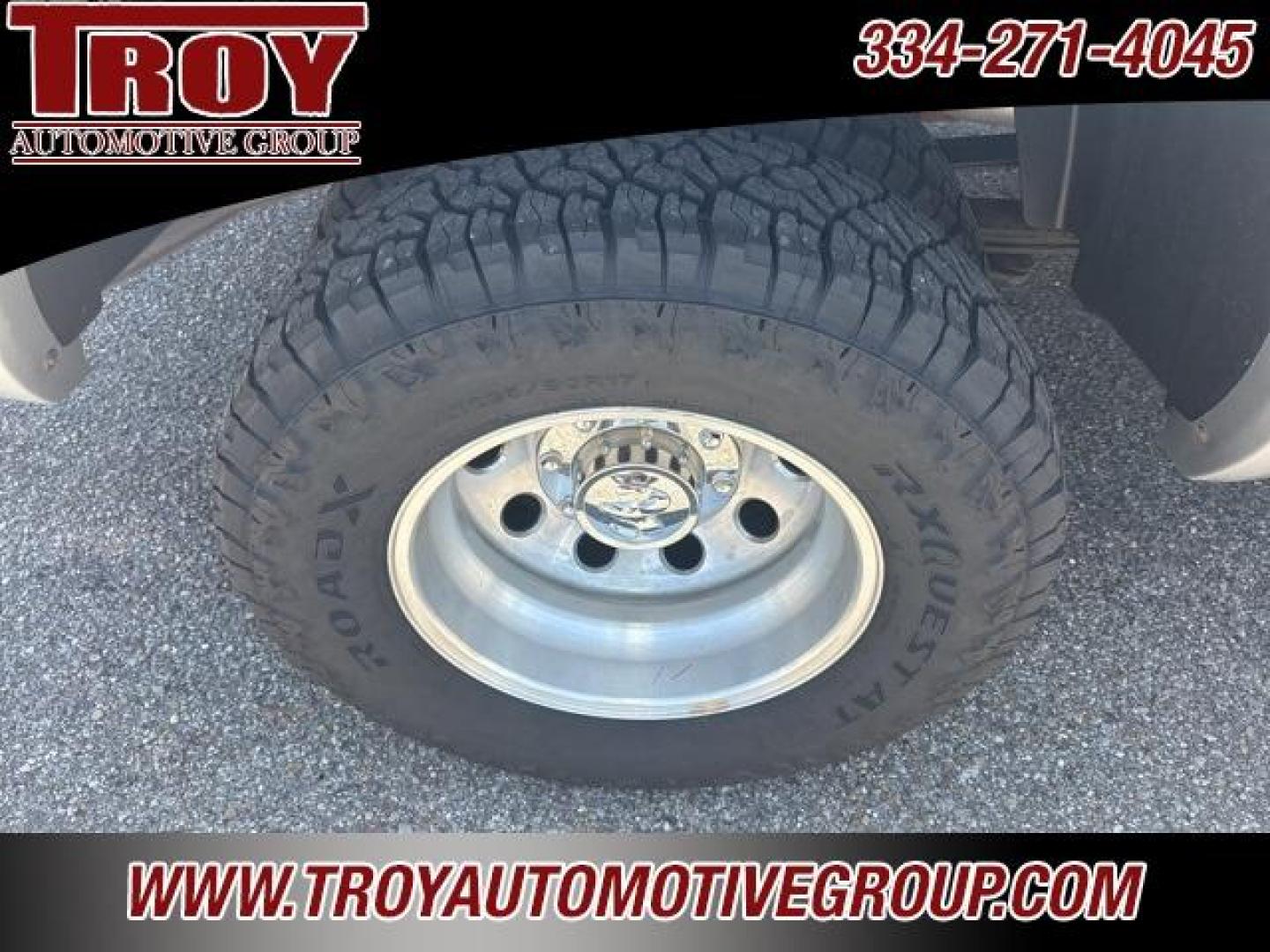 2018 Bright Silver Metallic Clearcoat /Black Ram 3500 Laramie (3C63RRJL3JG) with an Cummins 6.7L I6 Turbodiesel engine, Automatic transmission, located at 6812 Atlanta Hwy, Montgomery, AL, 36117, (334) 271-4045, 32.382118, -86.178673 - Brand New Tires!!<br>Just Serviced!!<br><br>Recent Arrival! Priced below KBB Fair Purchase Price!<br><br>Bright Silver Metallic Clearcoat 2018 Ram 3500 Laramie 4WD Cummins 6.7L I6 Turbodiesel Aisin 6-Speed Automatic<br><br>Financing Available---Top Value for Trades.<br><br>Odometer is 39994 miles be - Photo#17