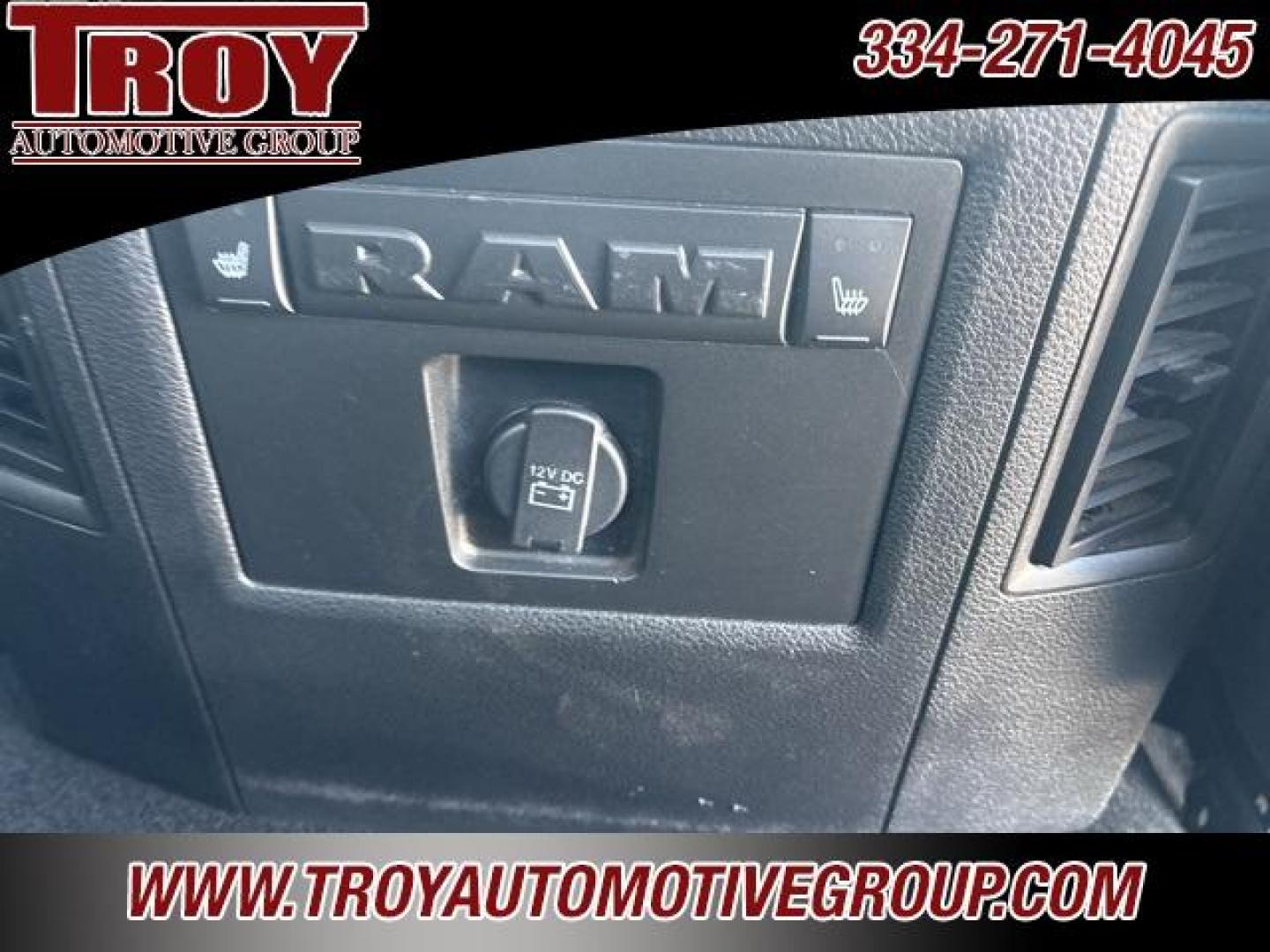 2018 Bright Silver Metallic Clearcoat /Black Ram 3500 Laramie (3C63RRJL3JG) with an Cummins 6.7L I6 Turbodiesel engine, Automatic transmission, located at 6812 Atlanta Hwy, Montgomery, AL, 36117, (334) 271-4045, 32.382118, -86.178673 - Brand New Tires!!<br>Just Serviced!!<br><br>Recent Arrival! Priced below KBB Fair Purchase Price!<br><br>Bright Silver Metallic Clearcoat 2018 Ram 3500 Laramie 4WD Cummins 6.7L I6 Turbodiesel Aisin 6-Speed Automatic<br><br>Financing Available---Top Value for Trades.<br><br>Odometer is 39994 miles be - Photo#29
