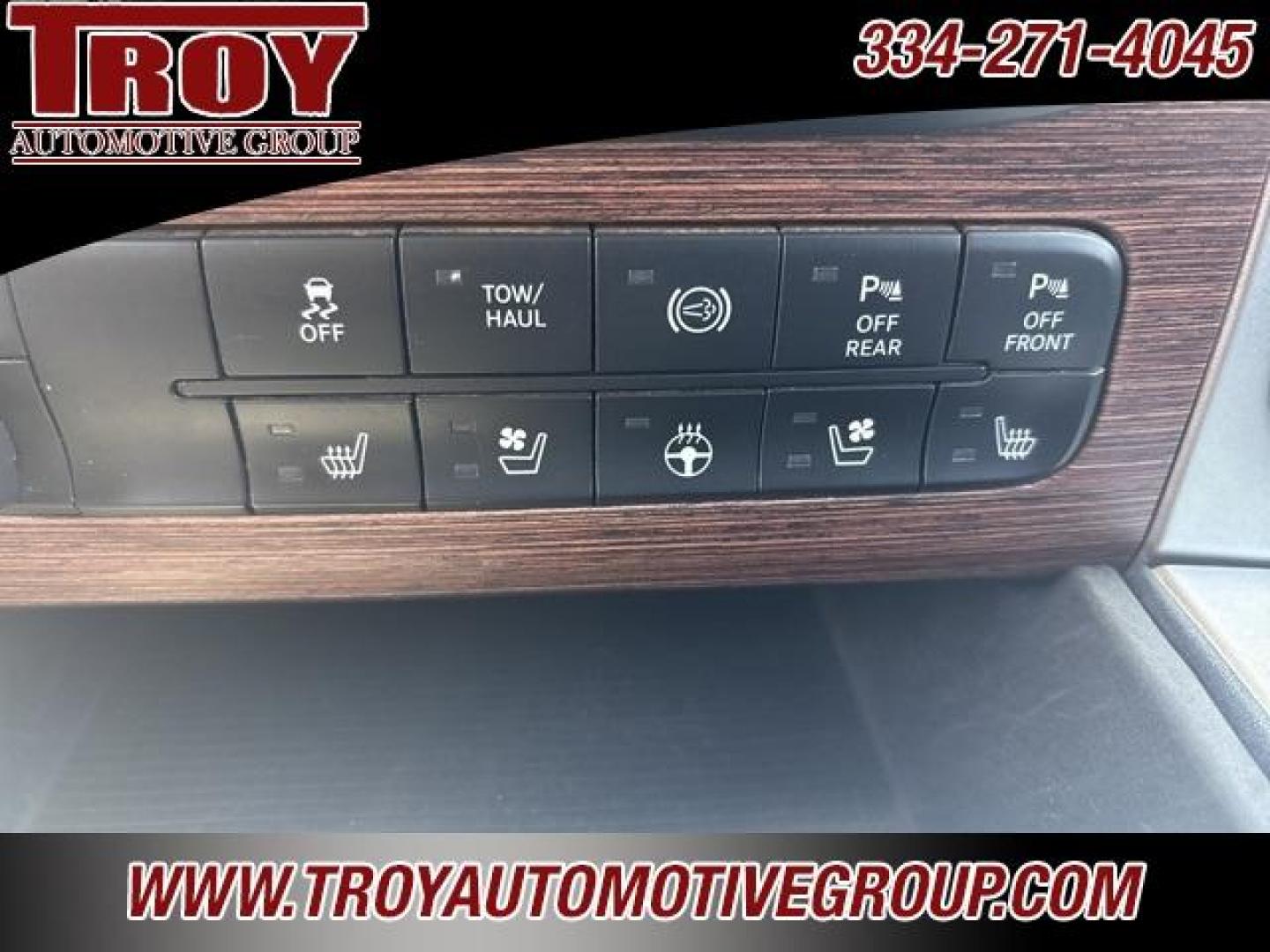 2018 Bright Silver Metallic Clearcoat /Black Ram 3500 Laramie (3C63RRJL3JG) with an Cummins 6.7L I6 Turbodiesel engine, Automatic transmission, located at 6812 Atlanta Hwy, Montgomery, AL, 36117, (334) 271-4045, 32.382118, -86.178673 - Brand New Tires!!<br>Just Serviced!!<br><br>Recent Arrival! Priced below KBB Fair Purchase Price!<br><br>Bright Silver Metallic Clearcoat 2018 Ram 3500 Laramie 4WD Cummins 6.7L I6 Turbodiesel Aisin 6-Speed Automatic<br><br>Financing Available---Top Value for Trades.<br><br>Odometer is 39994 miles be - Photo#47