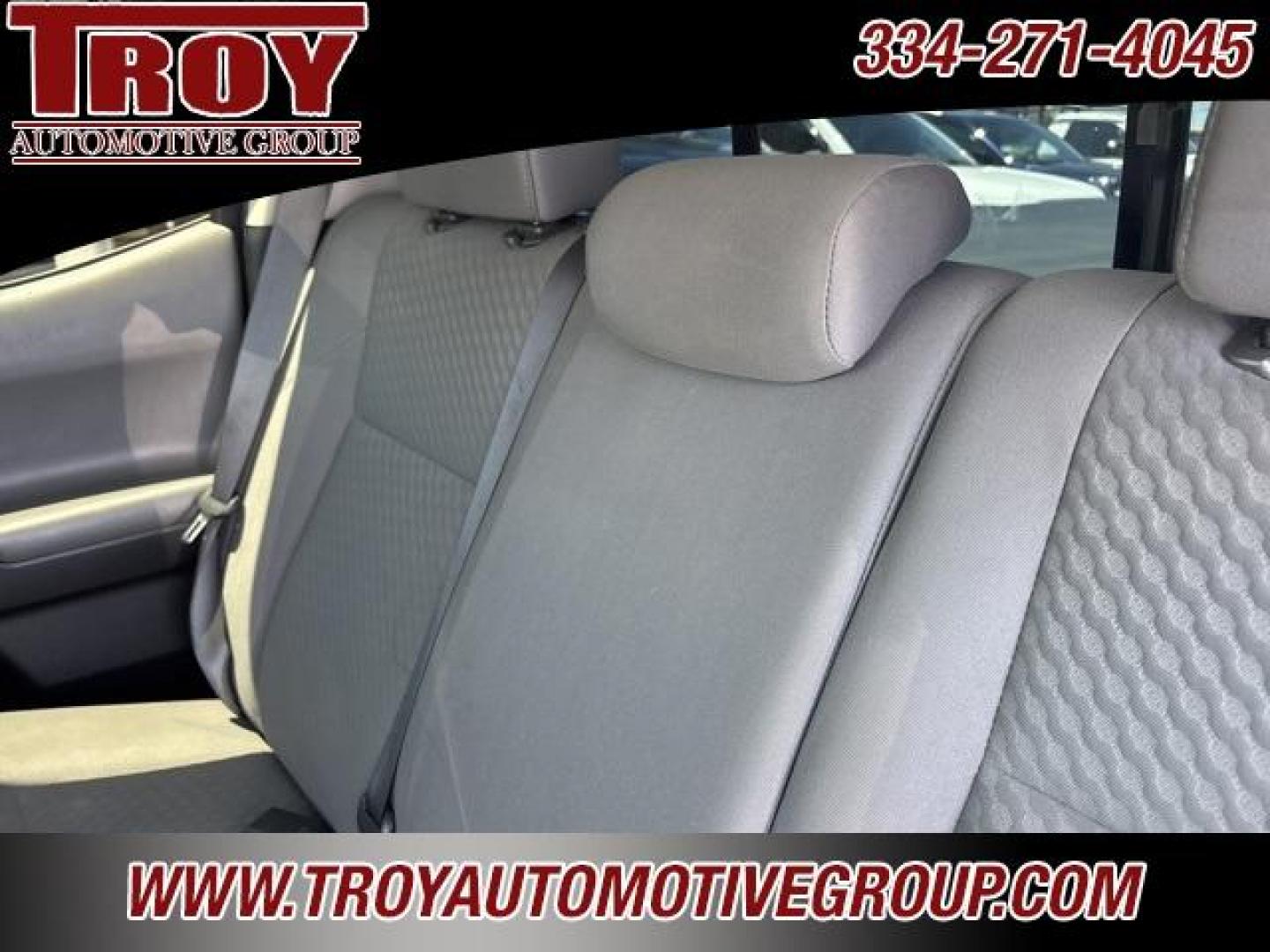 2022 Gray /Cement Toyota Tacoma (3TMCZ5AN0NM) with an 3.5L V6 PDI DOHC 24V LEV3-ULEV70 278hp engine, Automatic transmission, located at 6812 Atlanta Hwy, Montgomery, AL, 36117, (334) 271-4045, 32.382118, -86.178673 - Photo#26