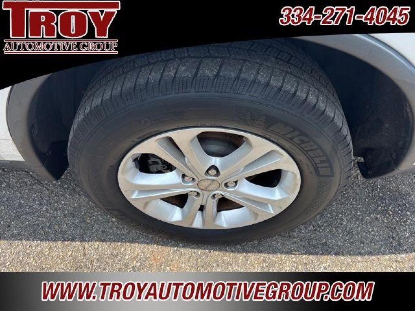 2013 Bright White Clearcoat /Dark Graystone/Medium Graystone Interior Dodge Durango Crew (1C4RDHDG0DC) with an 3.6L V6 Flex Fuel 24V VVT engine, Automatic transmission, located at 6812 Atlanta Hwy, Montgomery, AL, 36117, (334) 271-4045, 32.382118, -86.178673 - Bright White Clearcoat 2013 Dodge Durango Crew RWD 3.6L V6 Flex Fuel 24V VVT 5-Speed Automatic<br><br>Financing Available---Top Value for Trades.<br><br>Odometer is 31184 miles below market average!<br><br><br>Awards:<br> * Ward's 10 Best Engines<br><br>Reviews:<br> * If you require a vehicle that - Photo#10