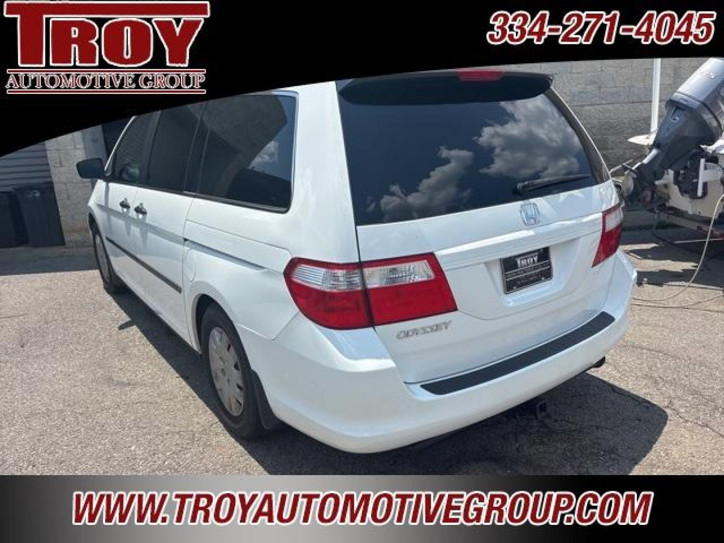 2007 Taffeta White /Ivory Honda Odyssey LX (5FNRL38287B) with an 3.5L V6 SOHC 24V VTEC engine, Automatic transmission, located at 6812 Atlanta Hwy, Montgomery, AL, 36117, (334) 271-4045, 32.382118, -86.178673 - 2-Master Remote Keys!!<br>Tow Package!! - Photo#6