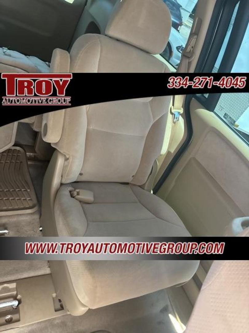 2007 Taffeta White /Ivory Honda Odyssey LX (5FNRL38287B) with an 3.5L V6 SOHC 24V VTEC engine, Automatic transmission, located at 6812 Atlanta Hwy, Montgomery, AL, 36117, (334) 271-4045, 32.382118, -86.178673 - 2-Master Remote Keys!!<br>Tow Package!! - Photo#15