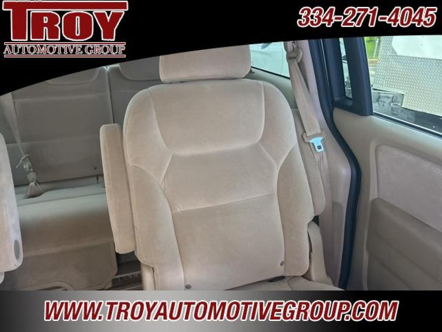 2007 Taffeta White /Ivory Honda Odyssey LX (5FNRL38287B) with an 3.5L V6 SOHC 24V VTEC engine, Automatic transmission, located at 6812 Atlanta Hwy, Montgomery, AL, 36117, (334) 271-4045, 32.382118, -86.178673 - 2-Master Remote Keys!!<br>Tow Package!! - Photo#26