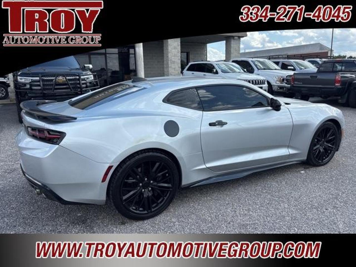 2018 Silver Ice Metallic /Jet Black Chevrolet Camaro SS (1G1FF1R79J0) with an 6.2L V8 engine, Automatic transmission, located at 6812 Atlanta Hwy, Montgomery, AL, 36117, (334) 271-4045, 32.382118, -86.178673 - Priced below KBB Fair Purchase Price!<br><br>Silver Ice Metallic 2018 Chevrolet Camaro SS RWD 1SS 6.2L V8 8-Speed Automatic<br><br>Financing Available---Top Value for Trades.<br><br>17/27 City/Highway MPG<br><br><br>Awards:<br> * JD Power Dependability Study * Car and Driver 10 Best Cars * 2018 - Photo#12