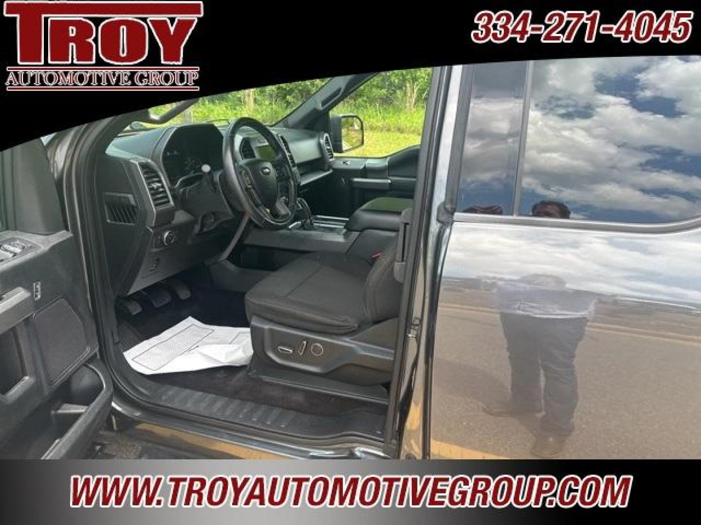 2017 Magnetic /Black Ford F-150 XLT (1FTEX1CGXHF) with an 3.5L V6 engine, Automatic transmission, located at 6812 Atlanta Hwy, Montgomery, AL, 36117, (334) 271-4045, 32.382118, -86.178673 - Magnetic 2017 Ford F-150 XLT RWD 3.5L V6 10-Speed Automatic<br><br>Financing Available---Top Value for Trades.<br><br><br>Awards:<br> * 2017 KBB.com Brand Image Awards * 2017 KBB.com 10 Most Awarded Brands - Photo#17