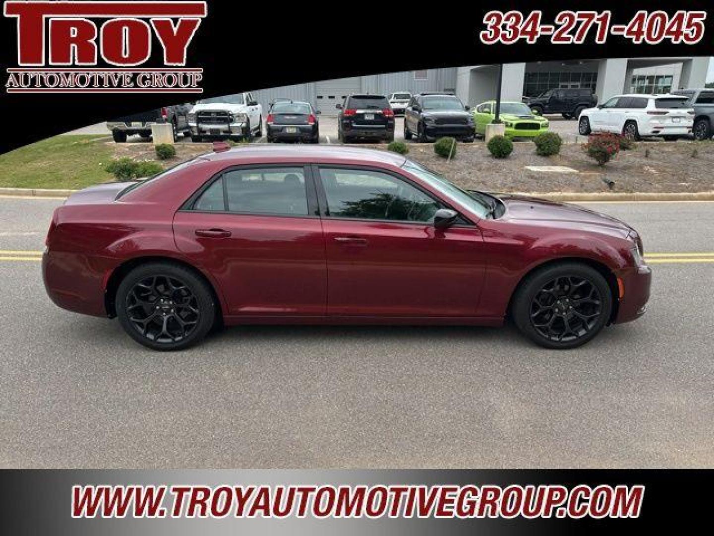 2019 Velvet Red Pearlcoat /Black Chrysler 300 Touring (2C3CCAAGXKH) with an 3.6L 6-Cylinder SMPI DOHC engine, Automatic transmission, located at 6812 Atlanta Hwy, Montgomery, AL, 36117, (334) 271-4045, 32.382118, -86.178673 - Photo#3