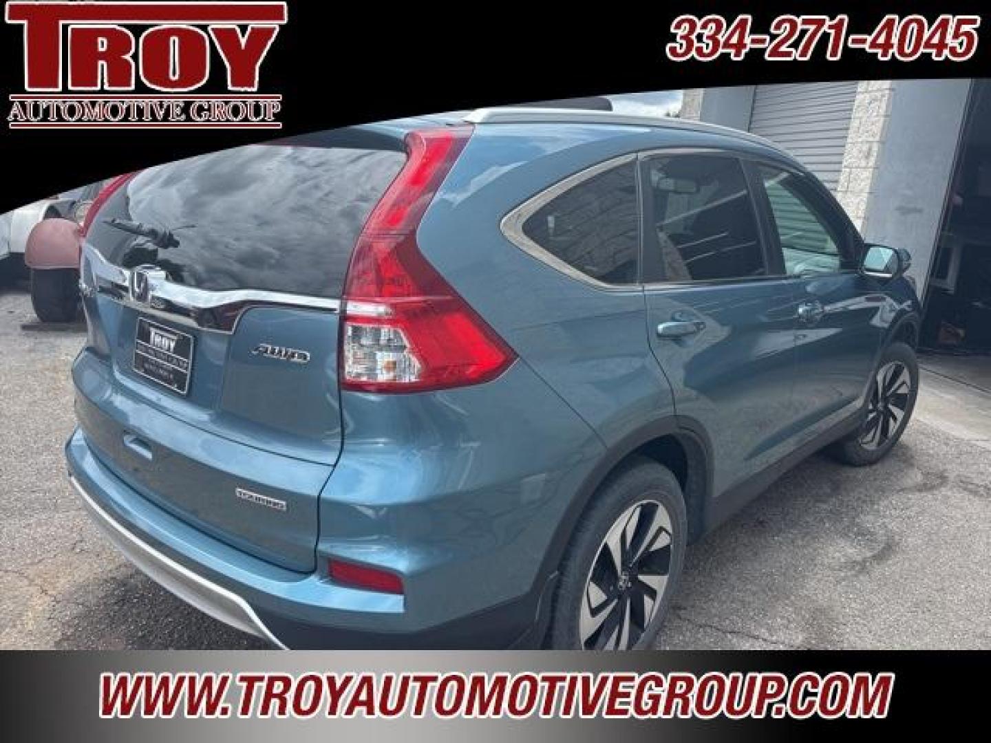 2016 Obsidian Blue Pearl /Beige Honda CR-V Touring (5J6RM4H96GL) with an 2.4L I4 DOHC 16V i-VTEC engine, CVT transmission, located at 6812 Atlanta Hwy, Montgomery, AL, 36117, (334) 271-4045, 32.382118, -86.178673 - Priced below KBB Fair Purchase Price!<br><br>Obsidian Blue Pearl 2016 Honda CR-V Touring AWD 2.4L I4 DOHC 16V i-VTEC CVT<br><br>Financing Available---Top Value for Trades.<br><br>25/31 City/Highway MPG<br><br><br>Awards:<br> * 2016 IIHS Top Safety Pick+ (With Touring Model) * 2016 KBB.com Brand I - Photo#5