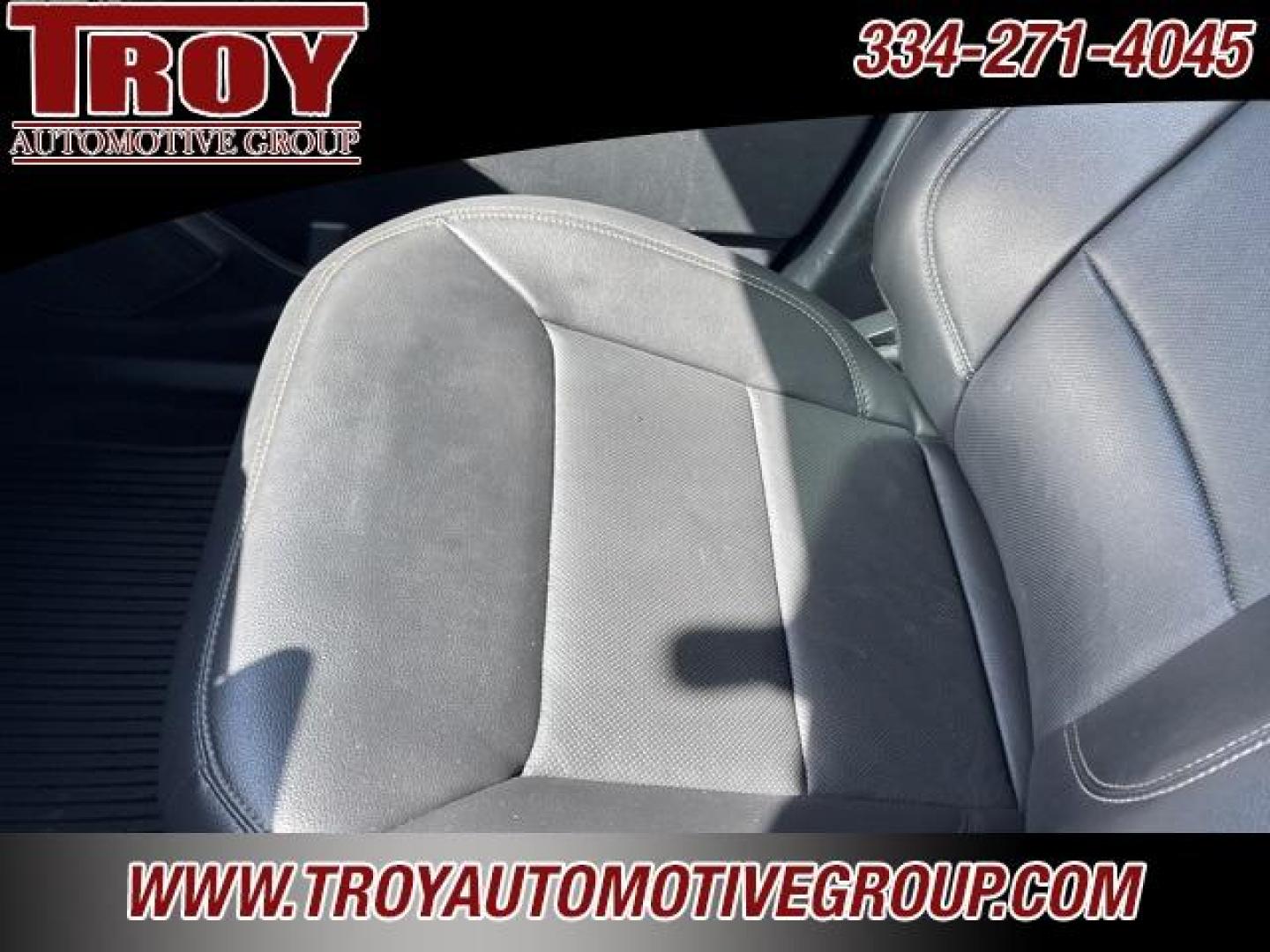 2021 Silver /Ebony With Light Slate Uppers Ford Explorer Limited (1FMSK7FH0MG) with an 2.3L EcoBoost I-4 engine, Automatic transmission, located at 6812 Atlanta Hwy, Montgomery, AL, 36117, (334) 271-4045, 32.382118, -86.178673 - 1-Owner!!<br>New Tires!!<br>Panoramic Sunroof!!<br><br>Silver 2021 Ford Explorer Limited RWD 2.3L EcoBoost I-4 10-Speed Automatic<br><br>Financing Available---Top Value for Trades.<br><br>21/28 City/Highway MPG - Photo#69
