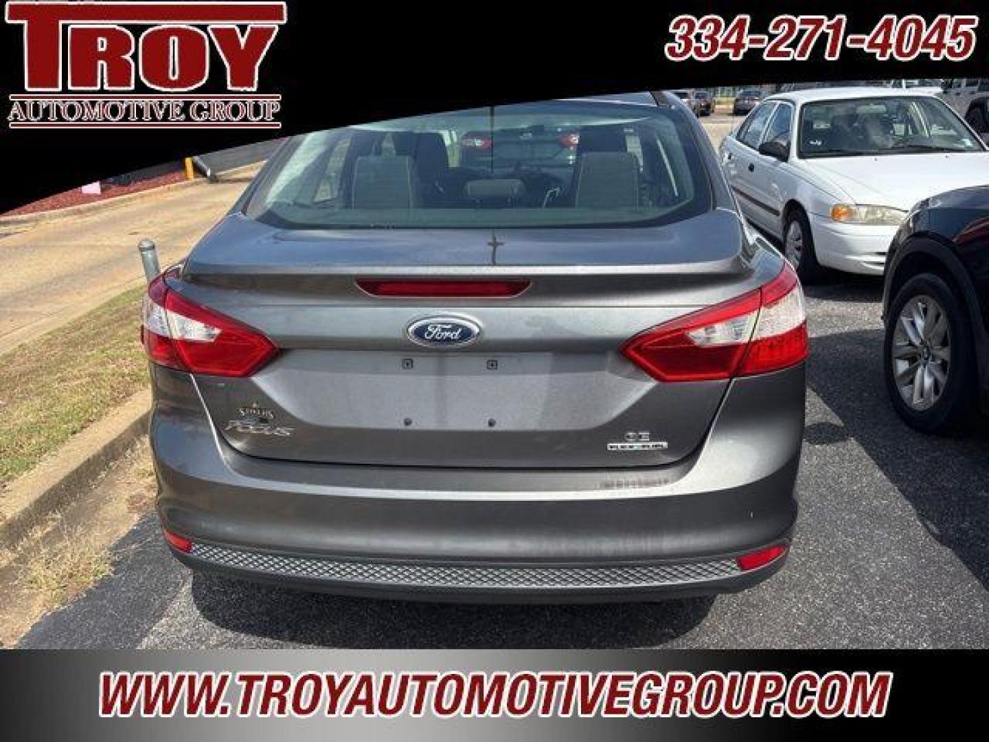 2012 Sterling Gray Metallic /Black Ford Focus SE (1FAHP3F23CL) with an 2.0L I4 DGI Flex Fuel Ti-VCT engine, Automatic transmission, located at 6812 Atlanta Hwy, Montgomery, AL, 36117, (334) 271-4045, 32.382118, -86.178673 - Recent Arrival!<br>1-Owner!!<br><br>Sterling Gray Metallic 2012 Ford Focus SE FWD 2.0L I4 DGI Flex Fuel Ti-VCT 6-Speed Automatic with Powershift<br><br>Financing Available---Top Value for Trades.<br><br>Odometer is 14185 miles below market average! 28/38 City/Highway MPG<br><br><br>Awards:<br> * Ca - Photo#5