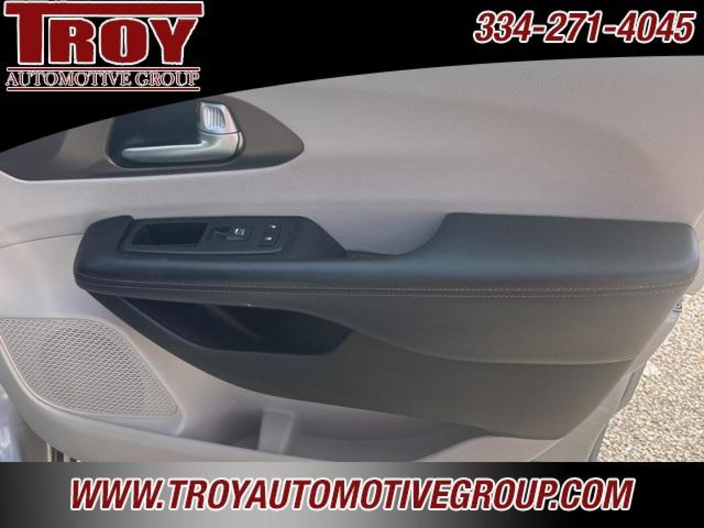 2018 Billet Silver Metallic Clearcoat /Black/Alloy Chrysler Pacifica Touring L (2C4RC1BG0JR) with an 3.6L V6 24V VVT engine, Automatic transmission, located at 6812 Atlanta Hwy, Montgomery, AL, 36117, (334) 271-4045, 32.382118, -86.178673 - Billet Silver Metallic Clearcoat 2018 Chrysler Pacifica Touring L FWD 3.6L V6 24V VVT 9-Speed Automatic<br><br>Financing Available---Top Value for Trades.<br><br>19/28 City/Highway MPG<br><br><br>Awards:<br> * JD Power Automotive Performance, Execution and Layout (APEAL) Study * 2018 KBB.com Best - Photo#27