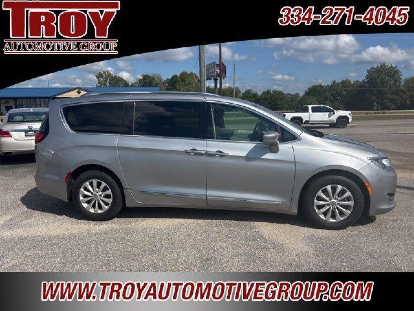 2018 Billet Silver Metallic Clearcoat /Black/Alloy Chrysler Pacifica Touring L (2C4RC1BG0JR) with an 3.6L V6 24V VVT engine, Automatic transmission, located at 6812 Atlanta Hwy, Montgomery, AL, 36117, (334) 271-4045, 32.382118, -86.178673 - Priced below KBB Fair Purchase Price!<br><br>Billet Silver Metallic Clearcoat 2018 Chrysler Pacifica Touring L FWD 3.6L V6 24V VVT 9-Speed Automatic<br><br>Financing Available---Top Value for Trades.<br><br>19/28 City/Highway MPG<br><br><br>Awards:<br> * JD Power Automotive Performance, Execution a - Photo#0