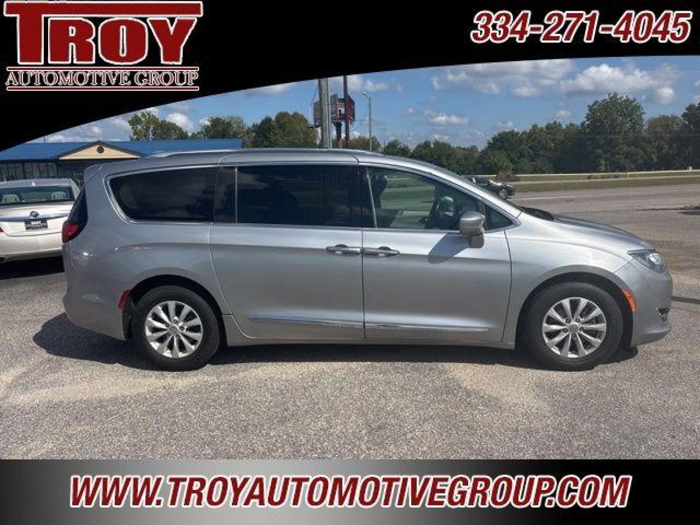 2018 Billet Silver Metallic Clearcoat /Black/Alloy Chrysler Pacifica Touring L (2C4RC1BG0JR) with an 3.6L V6 24V VVT engine, Automatic transmission, located at 6812 Atlanta Hwy, Montgomery, AL, 36117, (334) 271-4045, 32.382118, -86.178673 - Priced below KBB Fair Purchase Price!<br><br>Billet Silver Metallic Clearcoat 2018 Chrysler Pacifica Touring L FWD 3.6L V6 24V VVT 9-Speed Automatic<br><br>Financing Available---Top Value for Trades.<br><br>19/28 City/Highway MPG<br><br><br>Awards:<br> * JD Power Automotive Performance, Execution a - Photo#1