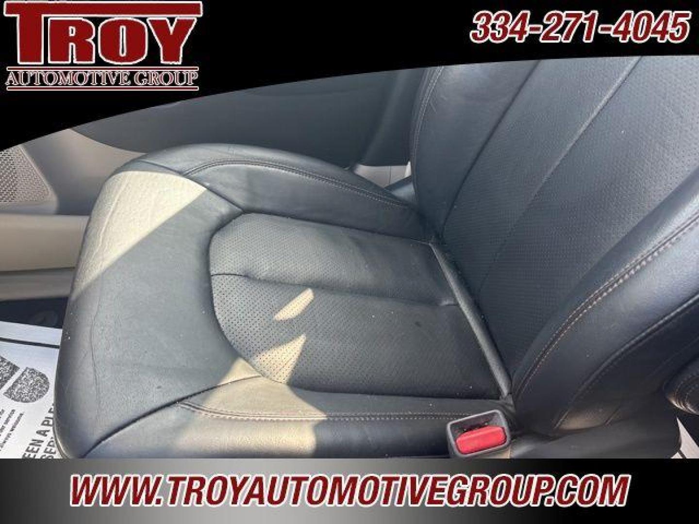 2018 Billet Silver Metallic Clearcoat /Black/Alloy Chrysler Pacifica Touring L (2C4RC1BG0JR) with an 3.6L V6 24V VVT engine, Automatic transmission, located at 6812 Atlanta Hwy, Montgomery, AL, 36117, (334) 271-4045, 32.382118, -86.178673 - Priced below KBB Fair Purchase Price!<br><br>Billet Silver Metallic Clearcoat 2018 Chrysler Pacifica Touring L FWD 3.6L V6 24V VVT 9-Speed Automatic<br><br>Financing Available---Top Value for Trades.<br><br>19/28 City/Highway MPG<br><br><br>Awards:<br> * JD Power Automotive Performance, Execution a - Photo#45