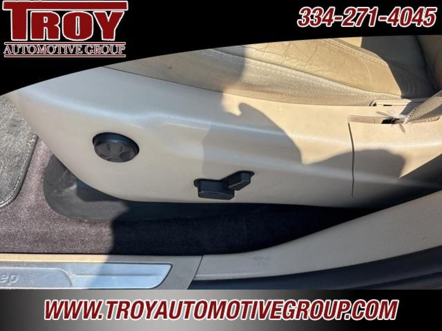 2019 Granite Crystal Metallic Clearcoat /Black Jeep Grand Cherokee Limited (1C4RJEBG6KC) with an 3.6L V6 24V VVT engine, Automatic transmission, located at 6812 Atlanta Hwy, Montgomery, AL, 36117, (334) 271-4045, 32.382118, -86.178673 - Photo#46