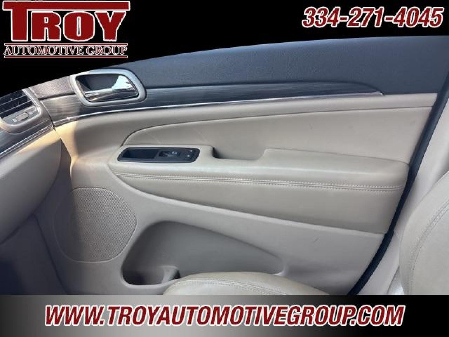 2019 Granite Crystal Metallic Clearcoat /Black Jeep Grand Cherokee Limited (1C4RJEBG6KC) with an 3.6L V6 24V VVT engine, Automatic transmission, located at 6812 Atlanta Hwy, Montgomery, AL, 36117, (334) 271-4045, 32.382118, -86.178673 - Photo#57