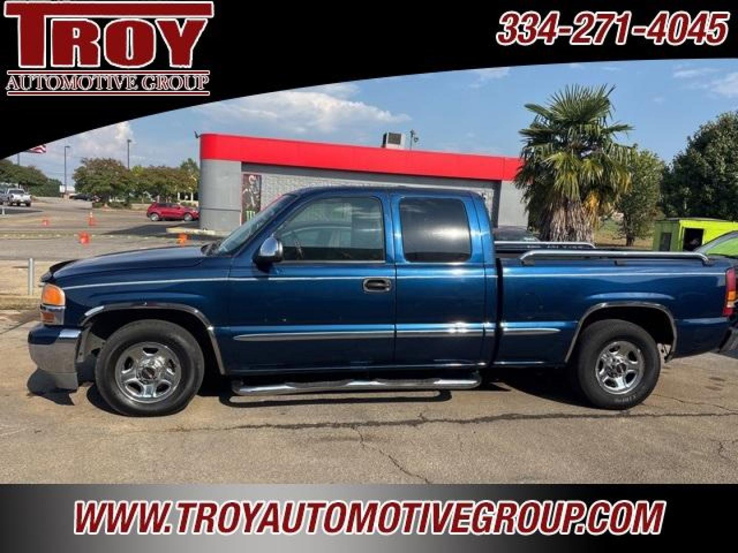 2002 Indigo Blue Metallic /Graphite GMC Sierra 1500 SLE (2GTEC19V221) with an Vortec 4.8L V8 SFI engine, Automatic transmission, located at 6812 Atlanta Hwy, Montgomery, AL, 36117, (334) 271-4045, 32.382118, -86.178673 - Priced below KBB Fair Purchase Price!<br><br>Indigo Blue Metallic 2002 GMC Sierra 1500 SLE RWD Vortec 4.8L V8 SFI 4-Speed Automatic with Overdrive<br><br>Financing Available---Top Value for Trades. - Photo#0