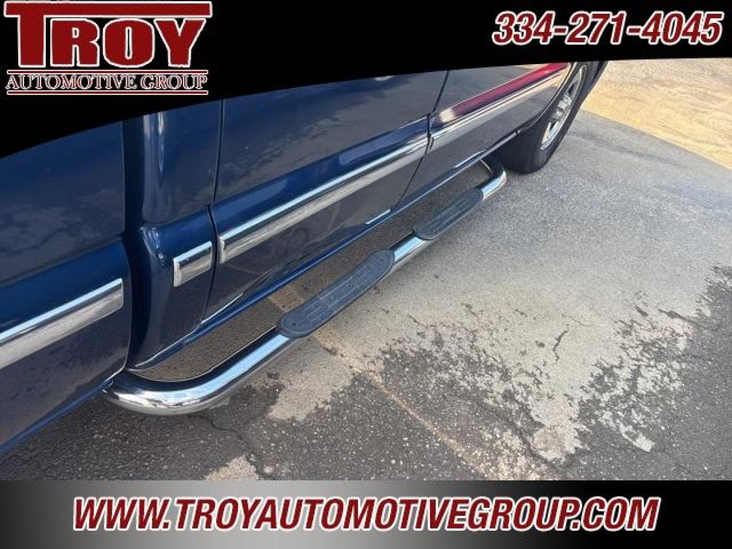 2002 Indigo Blue Metallic /Graphite GMC Sierra 1500 SLE (2GTEC19V221) with an Vortec 4.8L V8 SFI engine, Automatic transmission, located at 6812 Atlanta Hwy, Montgomery, AL, 36117, (334) 271-4045, 32.382118, -86.178673 - Priced below KBB Fair Purchase Price!<br><br>Indigo Blue Metallic 2002 GMC Sierra 1500 SLE RWD Vortec 4.8L V8 SFI 4-Speed Automatic with Overdrive<br><br>Financing Available---Top Value for Trades. - Photo#12