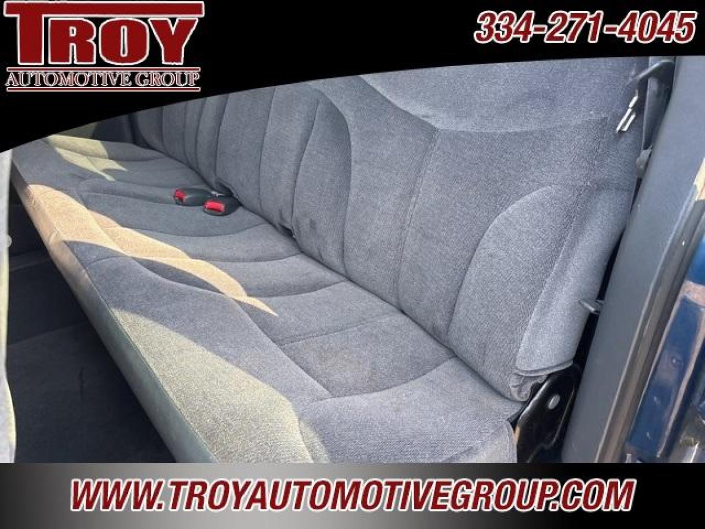 2002 Indigo Blue Metallic /Graphite GMC Sierra 1500 SLE (2GTEC19V221) with an Vortec 4.8L V8 SFI engine, Automatic transmission, located at 6812 Atlanta Hwy, Montgomery, AL, 36117, (334) 271-4045, 32.382118, -86.178673 - Priced below KBB Fair Purchase Price!<br><br>Indigo Blue Metallic 2002 GMC Sierra 1500 SLE RWD Vortec 4.8L V8 SFI 4-Speed Automatic with Overdrive<br><br>Financing Available---Top Value for Trades. - Photo#26