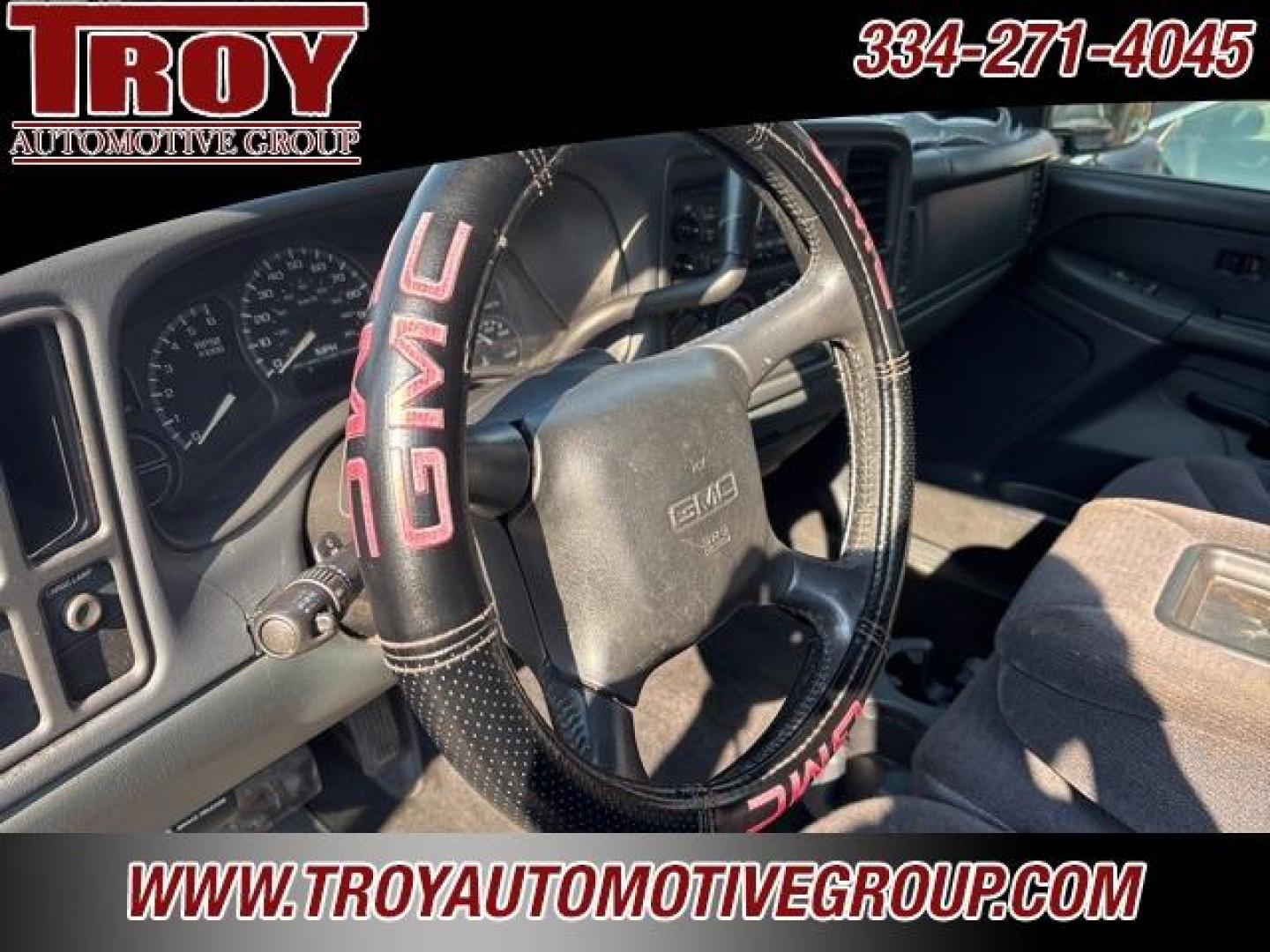 2002 Indigo Blue Metallic /Graphite GMC Sierra 1500 SLE (2GTEC19V221) with an Vortec 4.8L V8 SFI engine, Automatic transmission, located at 6812 Atlanta Hwy, Montgomery, AL, 36117, (334) 271-4045, 32.382118, -86.178673 - Priced below KBB Fair Purchase Price!<br><br>Indigo Blue Metallic 2002 GMC Sierra 1500 SLE RWD Vortec 4.8L V8 SFI 4-Speed Automatic with Overdrive<br><br>Financing Available---Top Value for Trades. - Photo#27