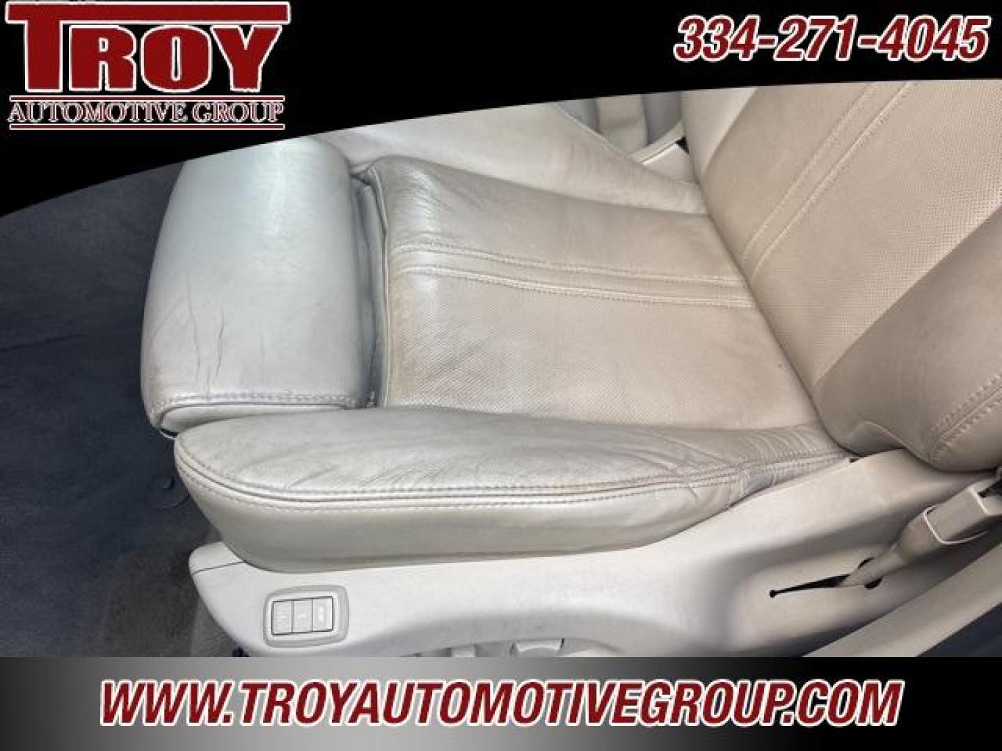 2015 Black Raven /Shale W/Brownstone Accents Cadillac SRX Luxury (3GYFNBE38FS) with an 3.6L V6 DGI DOHC VVT engine, Automatic transmission, located at 6812 Atlanta Hwy, Montgomery, AL, 36117, (334) 271-4045, 32.382118, -86.178673 - New Tires!!<br>Power Sunroof! - Photo#39