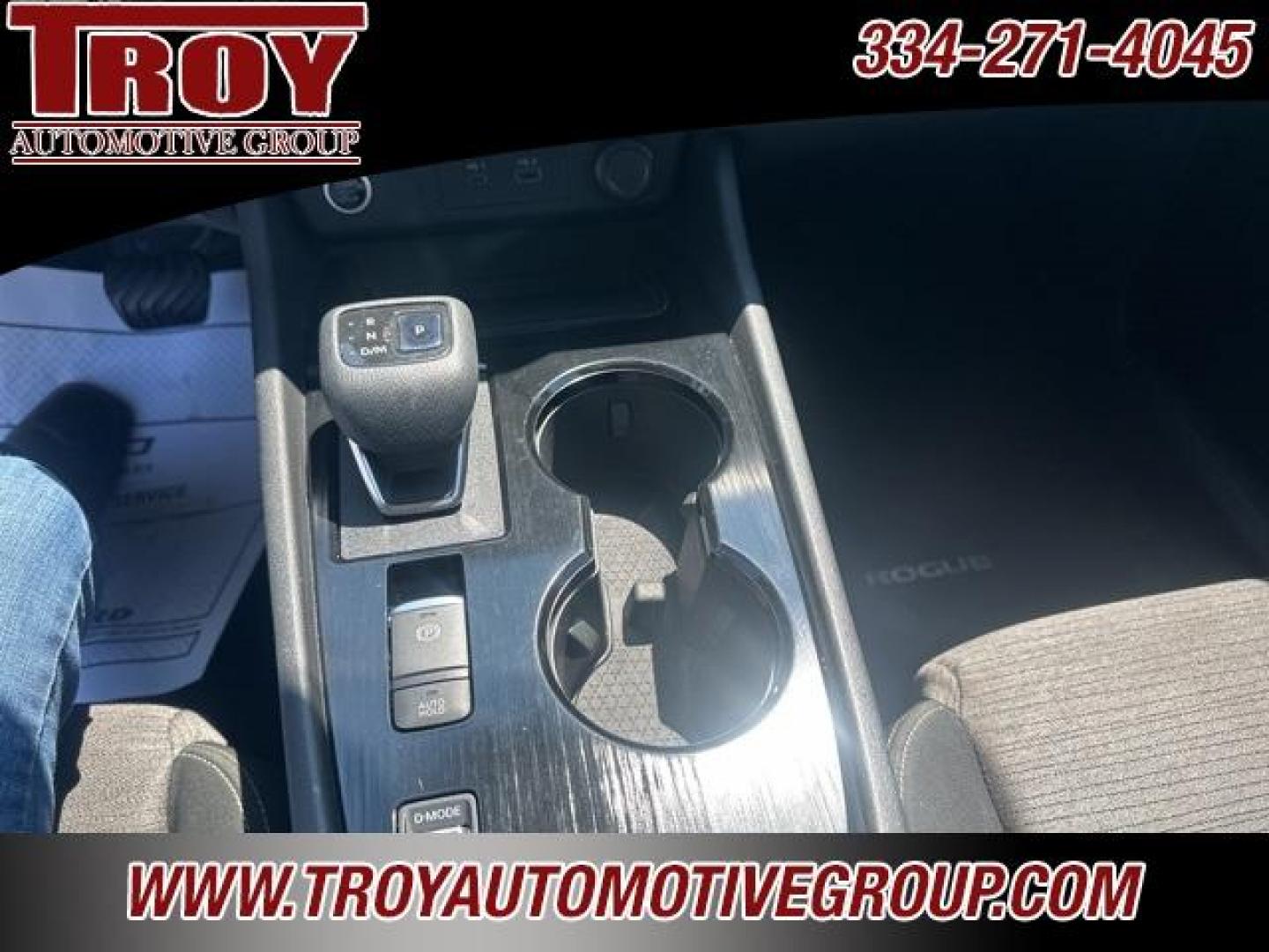 2021 Pearl White Tricoat /Charcoal Nissan Rogue SV (5N1AT3BA1MC) with an 2.5L I4 DOHC 16V engine, CVT transmission, located at 6812 Atlanta Hwy, Montgomery, AL, 36117, (334) 271-4045, 32.382118, -86.178673 - Pearl White Tricoat 2021 Nissan Rogue SV FWD 2.5L I4 DOHC 16V CVT with Xtronic<br><br>Financing Available---Top Value for Trades.<br><br>26/34 City/Highway MPG - Photo#19