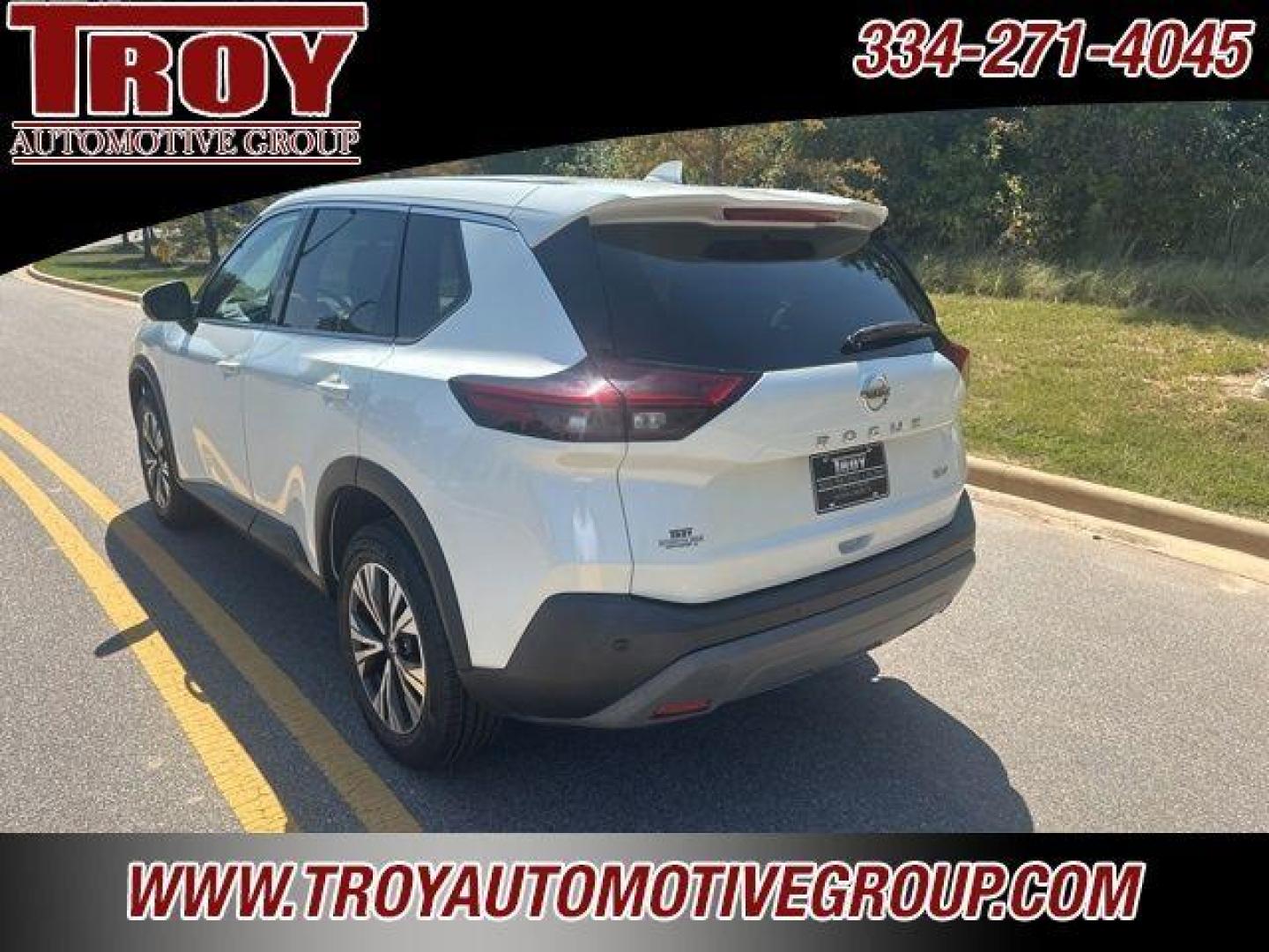 2021 Pearl White Tricoat /Charcoal Nissan Rogue SV (5N1AT3BA1MC) with an 2.5L I4 DOHC 16V engine, CVT transmission, located at 6812 Atlanta Hwy, Montgomery, AL, 36117, (334) 271-4045, 32.382118, -86.178673 - Pearl White Tricoat 2021 Nissan Rogue SV FWD 2.5L I4 DOHC 16V CVT with Xtronic<br><br>Financing Available---Top Value for Trades.<br><br>26/34 City/Highway MPG - Photo#6