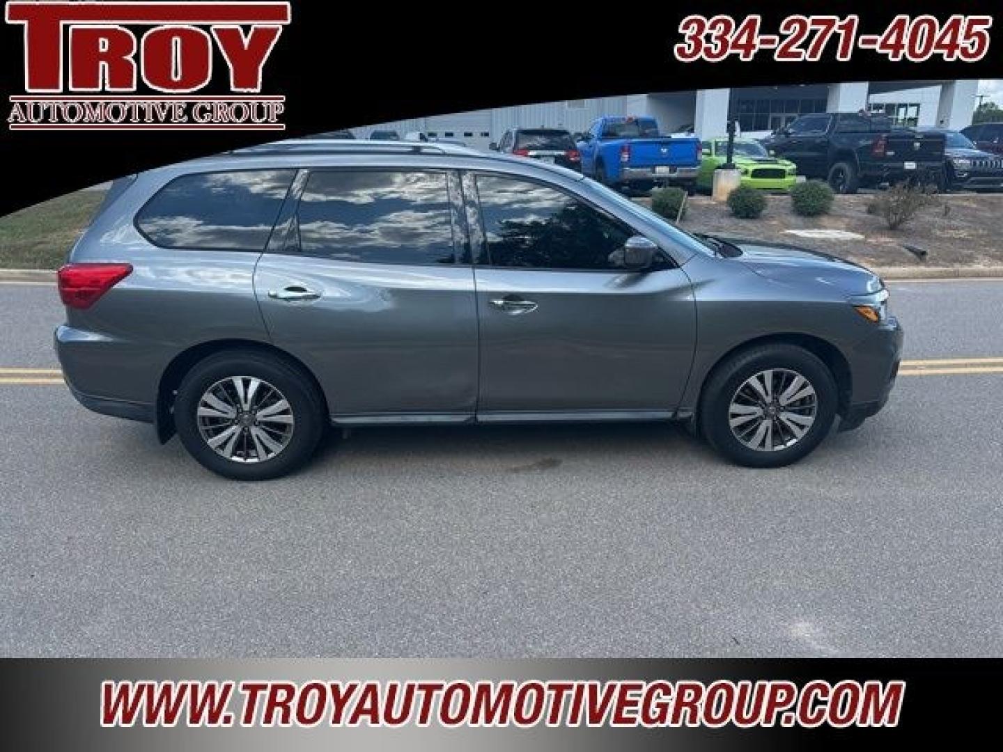 2020 Gun Metallic /Charcoal Nissan Pathfinder S (5N1DR2AN0LC) with an V6 engine, CVT transmission, located at 6812 Atlanta Hwy, Montgomery, AL, 36117, (334) 271-4045, 32.382118, -86.178673 - Gun Metallic 2020 Nissan Pathfinder S FWD V6 CVT with Xtronic<br><br>Financing Available---Top Value for Trades.<br><br>Odometer is 19127 miles below market average! 20/27 City/Highway MPG- Photo#3