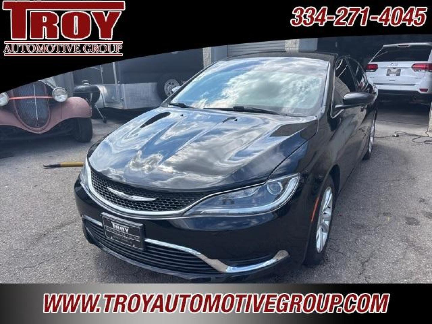 2016 Black Clearcoat /Linen/Black Chrysler 200 Limited (1C3CCCAB2GN) with an 2.4L I4 MultiAir engine, Automatic transmission, located at 6812 Atlanta Hwy, Montgomery, AL, 36117, (334) 271-4045, 32.382118, -86.178673 - 1-Owner!! - Photo#4