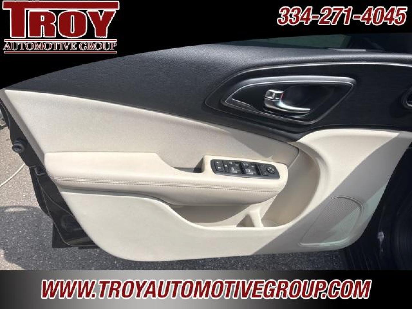 2016 Black Clearcoat /Linen/Black Chrysler 200 Limited (1C3CCCAB2GN) with an 2.4L I4 MultiAir engine, Automatic transmission, located at 6812 Atlanta Hwy, Montgomery, AL, 36117, (334) 271-4045, 32.382118, -86.178673 - 1-Owner!! - Photo#19