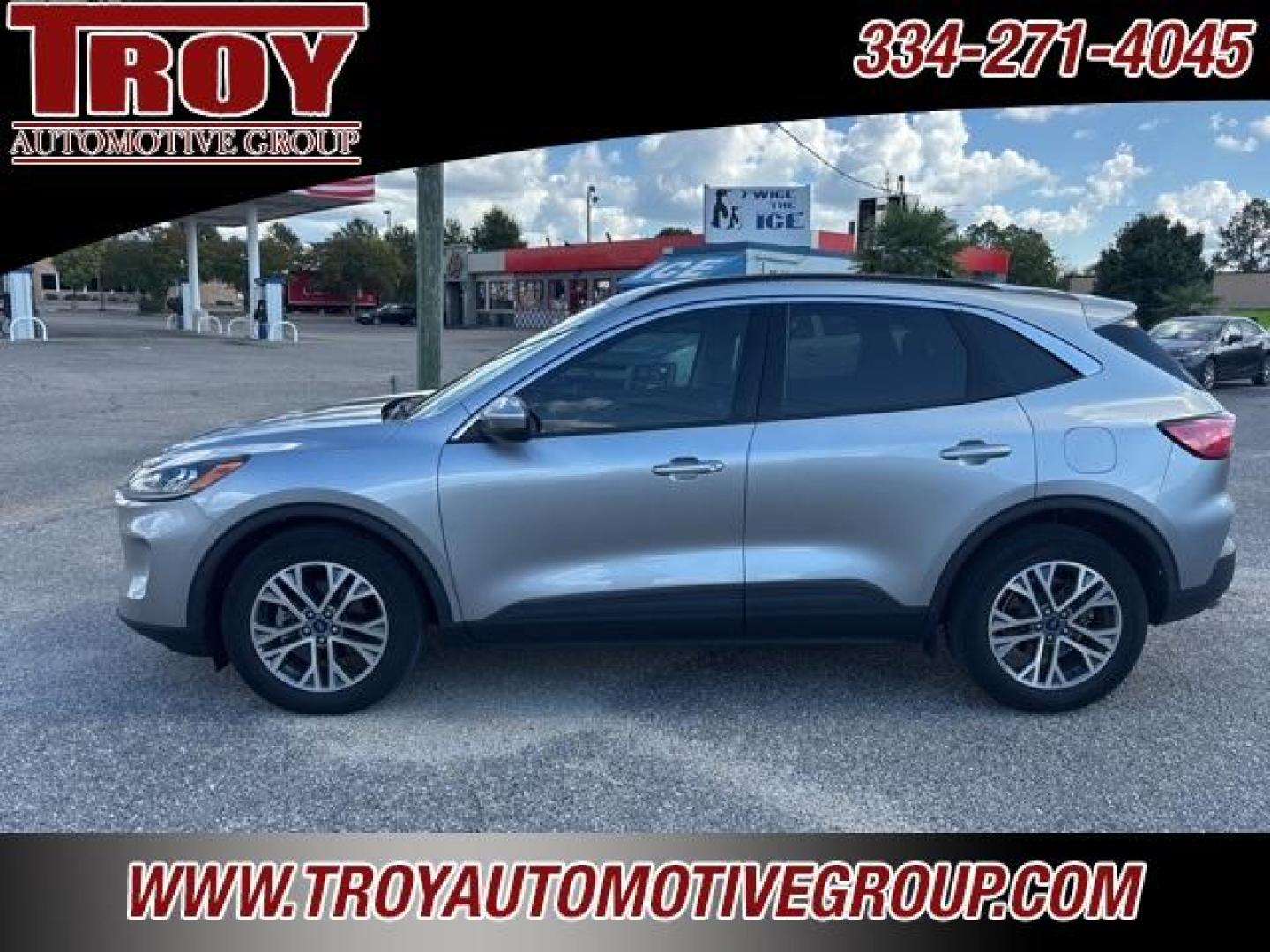 2022 Iconic Silver Metallic /Ebony Ford Escape SEL (1FMCU0H66NU) with an 1.5L EcoBoost engine, Automatic transmission, located at 6812 Atlanta Hwy, Montgomery, AL, 36117, (334) 271-4045, 32.382118, -86.178673 - Recent Arrival!<br>Leather Interior!!<br>Heated Seats!!<br><br>Iconic Silver Metallic 2022 Ford Escape SEL FWD 1.5L EcoBoost 8-Speed Automatic<br><br>Financing Available---Top Value for Trades.<br><br>Odometer is 16015 miles below market average! 28/34 City/Highway MPG - Photo#0