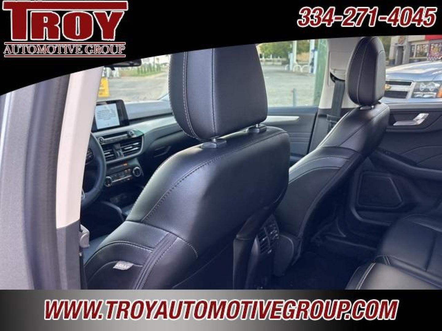 2022 Iconic Silver Metallic /Ebony Ford Escape SEL (1FMCU0H66NU) with an 1.5L EcoBoost engine, Automatic transmission, located at 6812 Atlanta Hwy, Montgomery, AL, 36117, (334) 271-4045, 32.382118, -86.178673 - Recent Arrival!<br>Leather Interior!!<br>Heated Seats!!<br><br>Iconic Silver Metallic 2022 Ford Escape SEL FWD 1.5L EcoBoost 8-Speed Automatic<br><br>Financing Available---Top Value for Trades.<br><br>Odometer is 16015 miles below market average! 28/34 City/Highway MPG - Photo#17